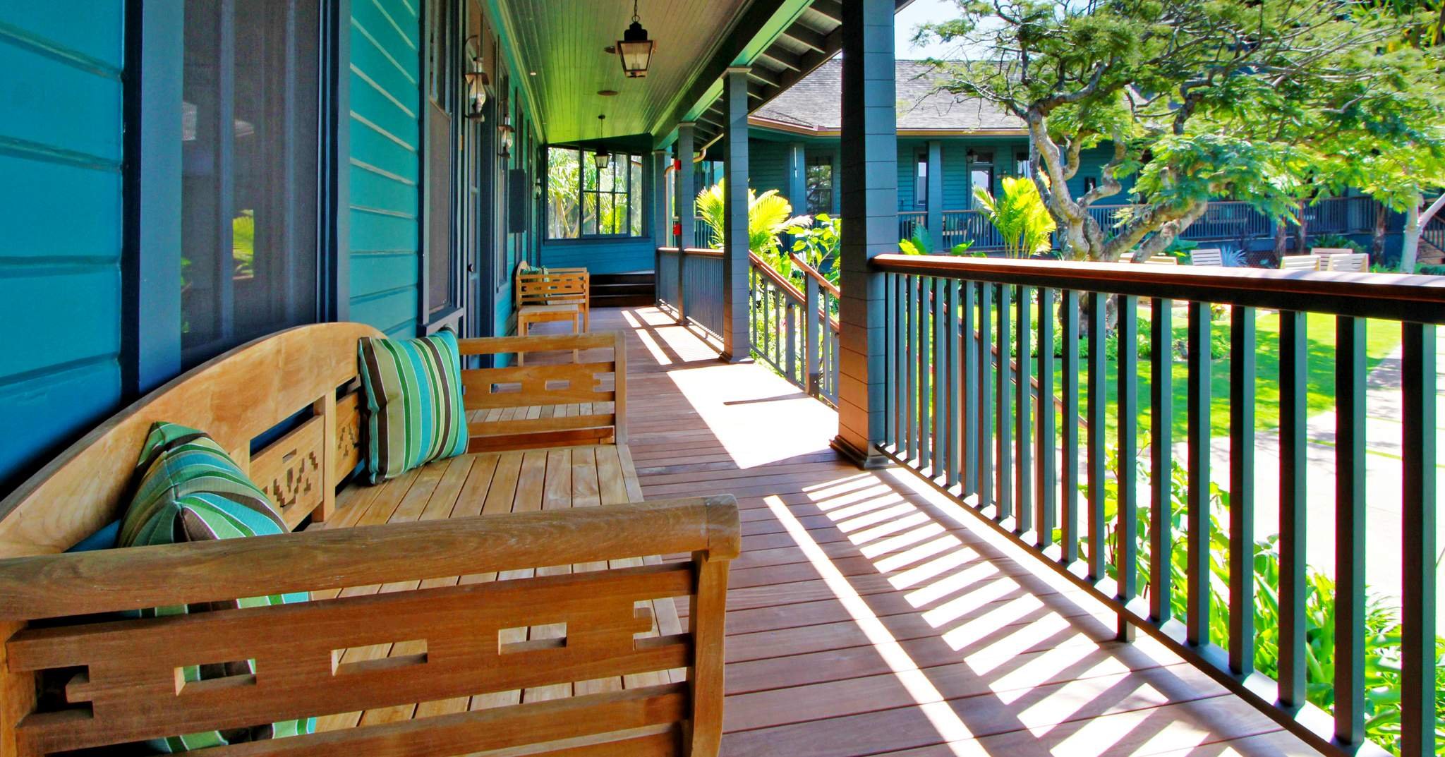 stretch-retreat-lumeria-bench-walkway.jpg