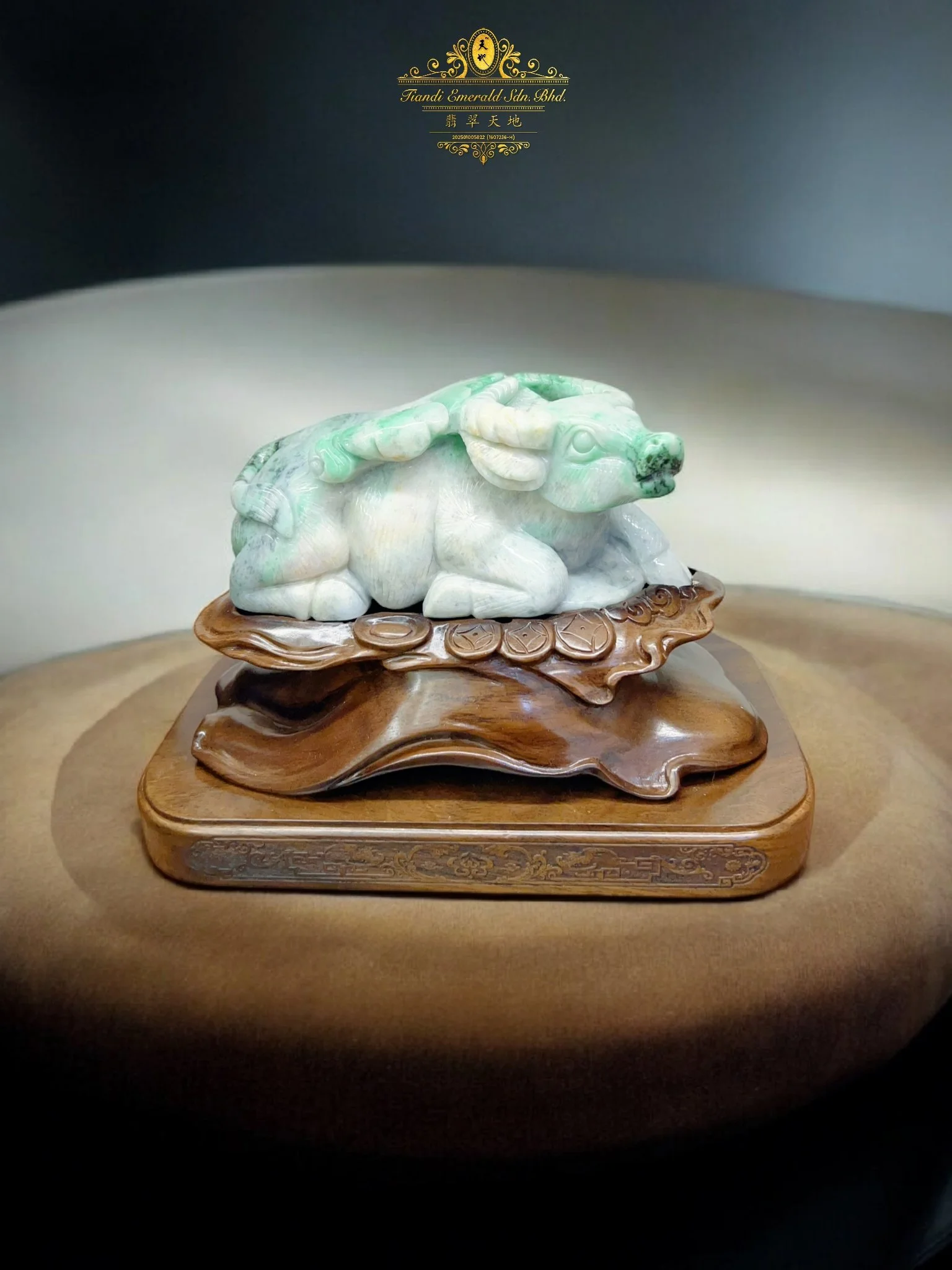 春牛迎福