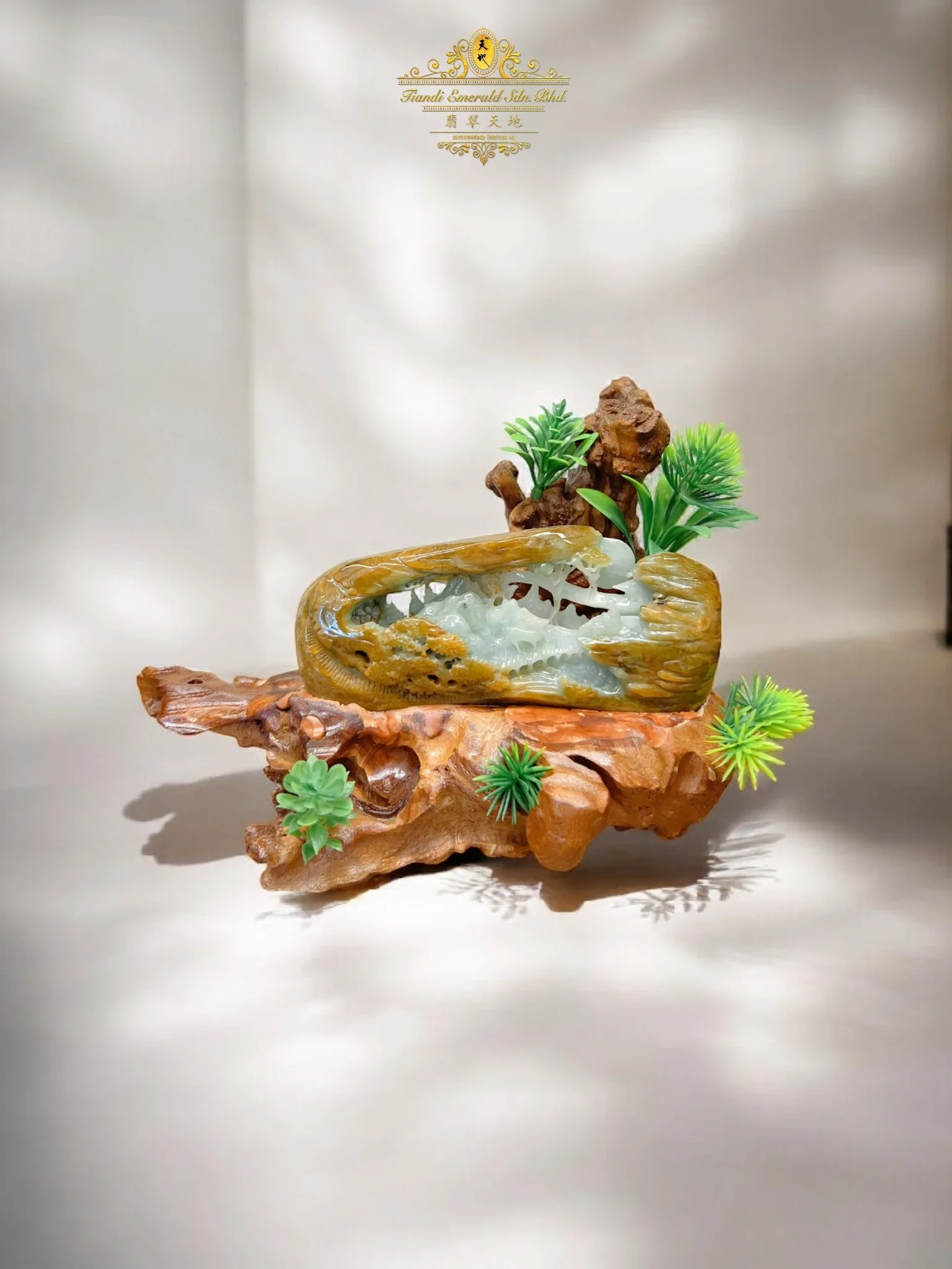 山水悟道，福鹿相伴