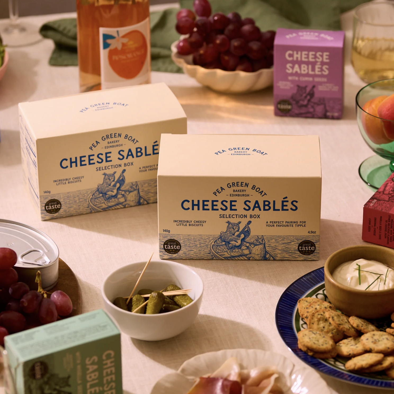 ShortbreadHouse-CheeseSables-140gSelection.png