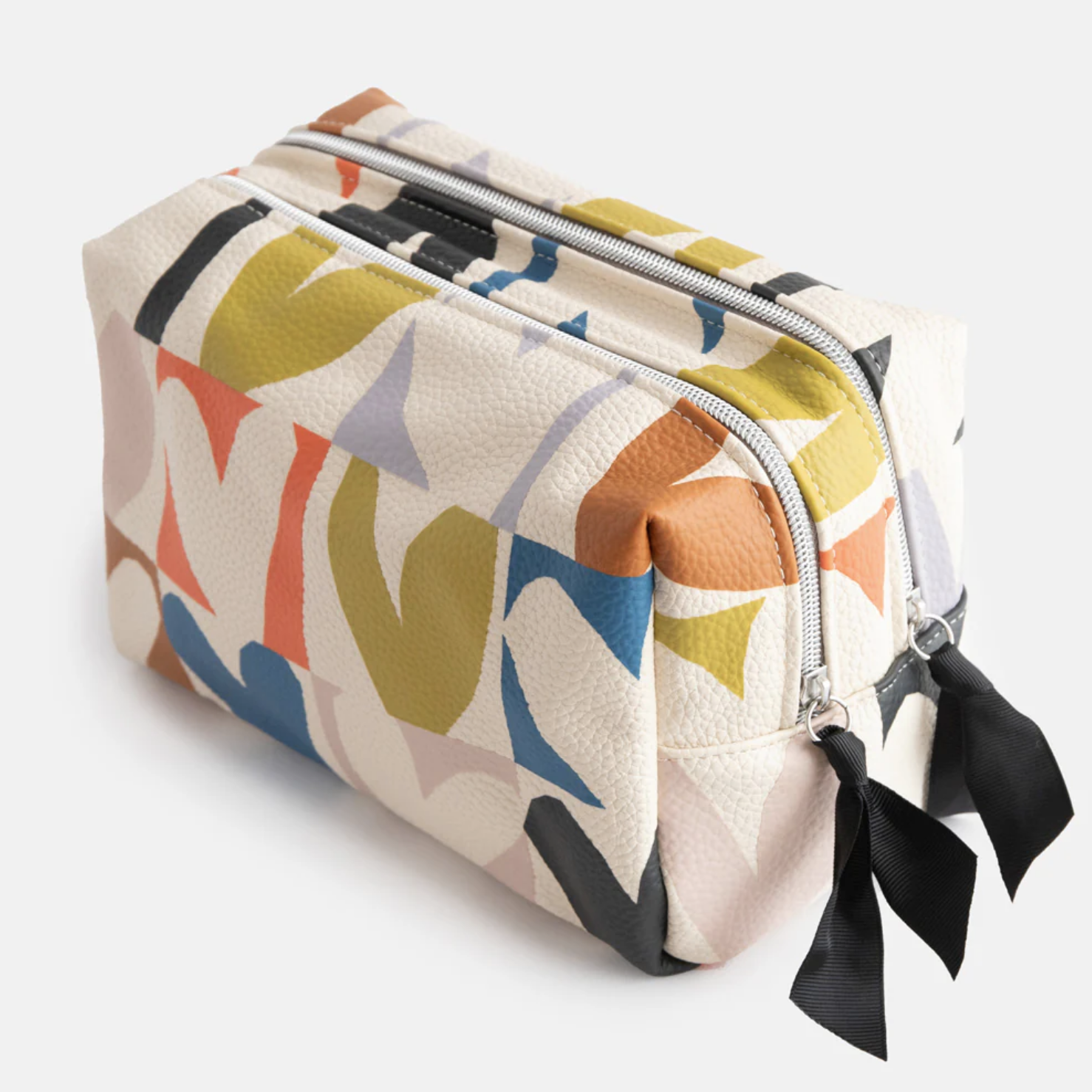 Caroline Gardner Hearts Large Travel Washbag