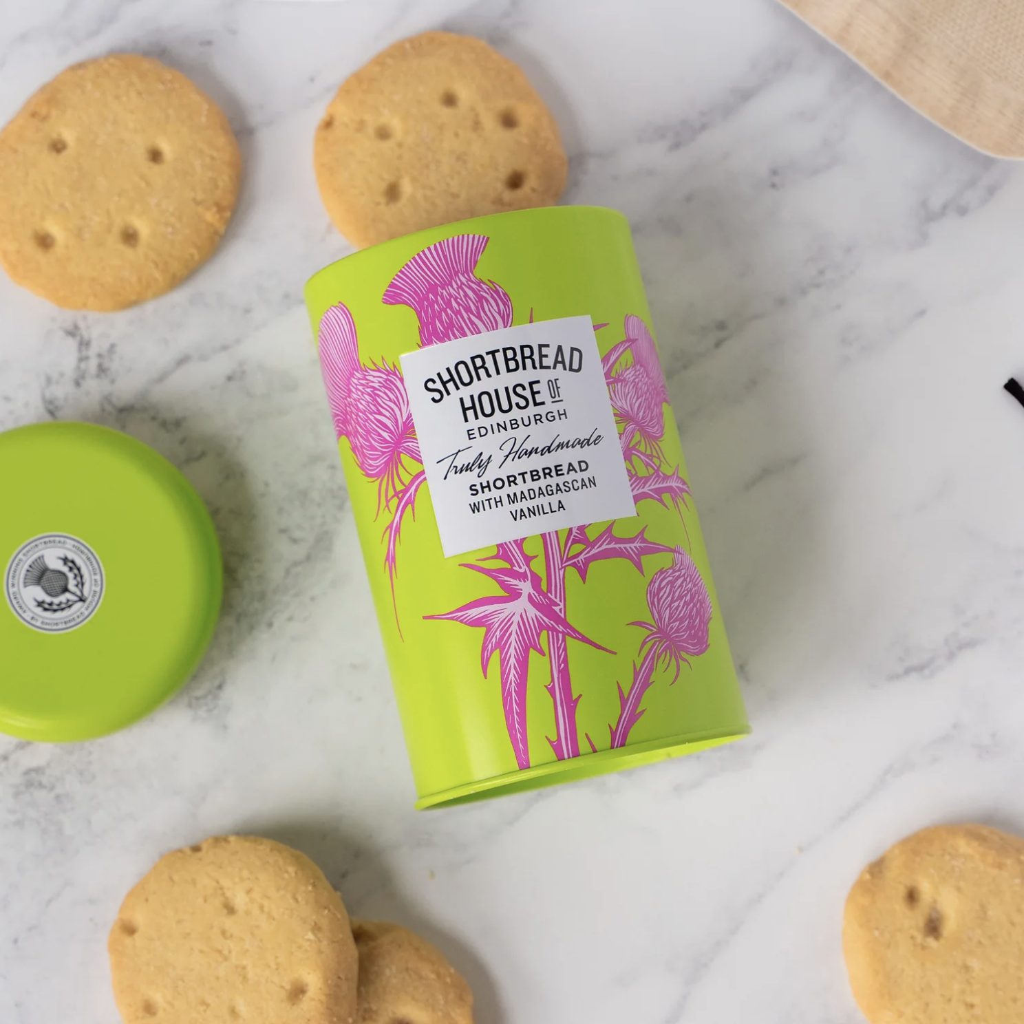 ShortbreadHouse-ShortbreadBiscuitsTin-MadagascanVanilla.png