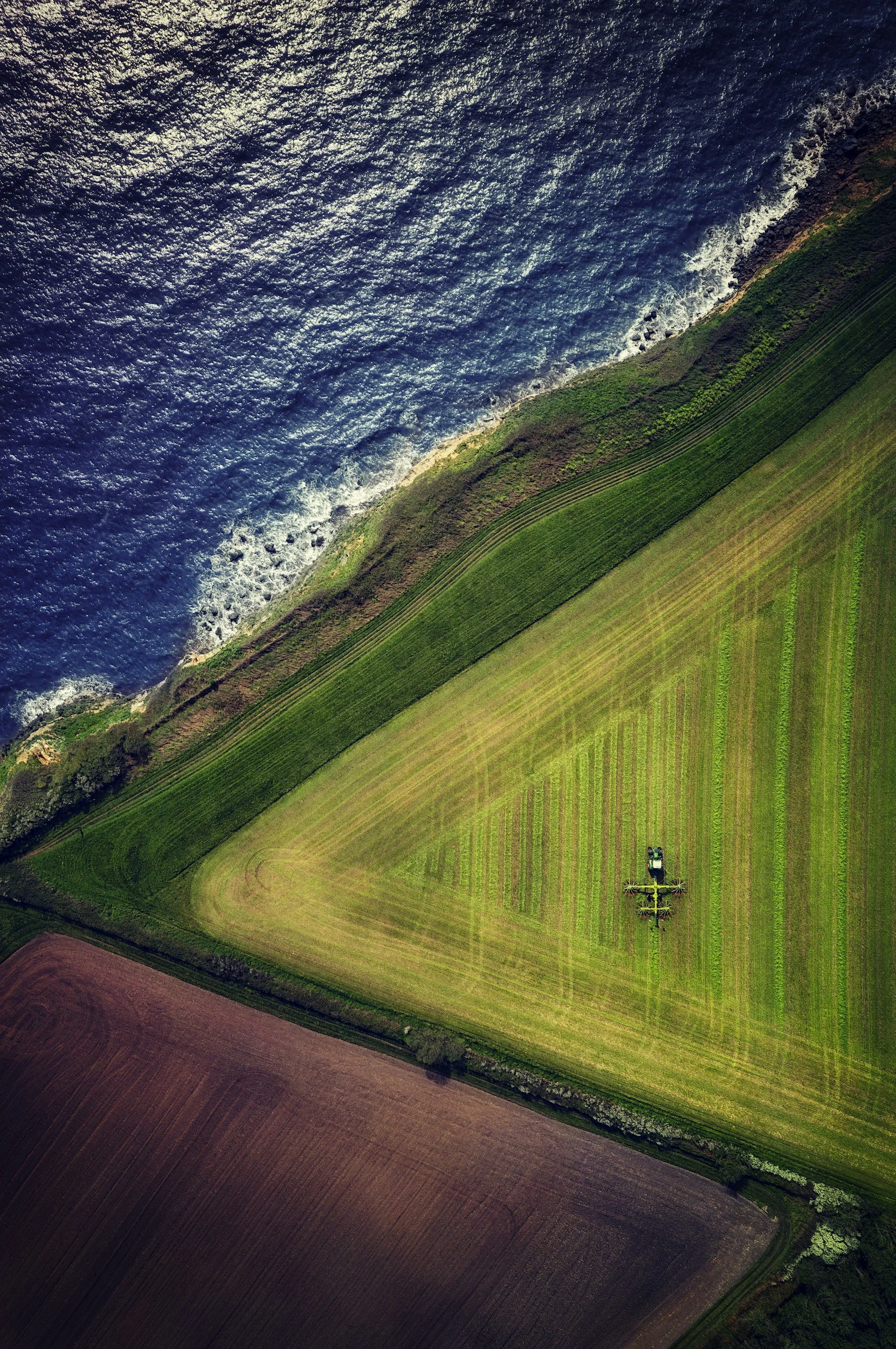 A Slower Stay by the Coast (With Surfing on Your Doorstep)