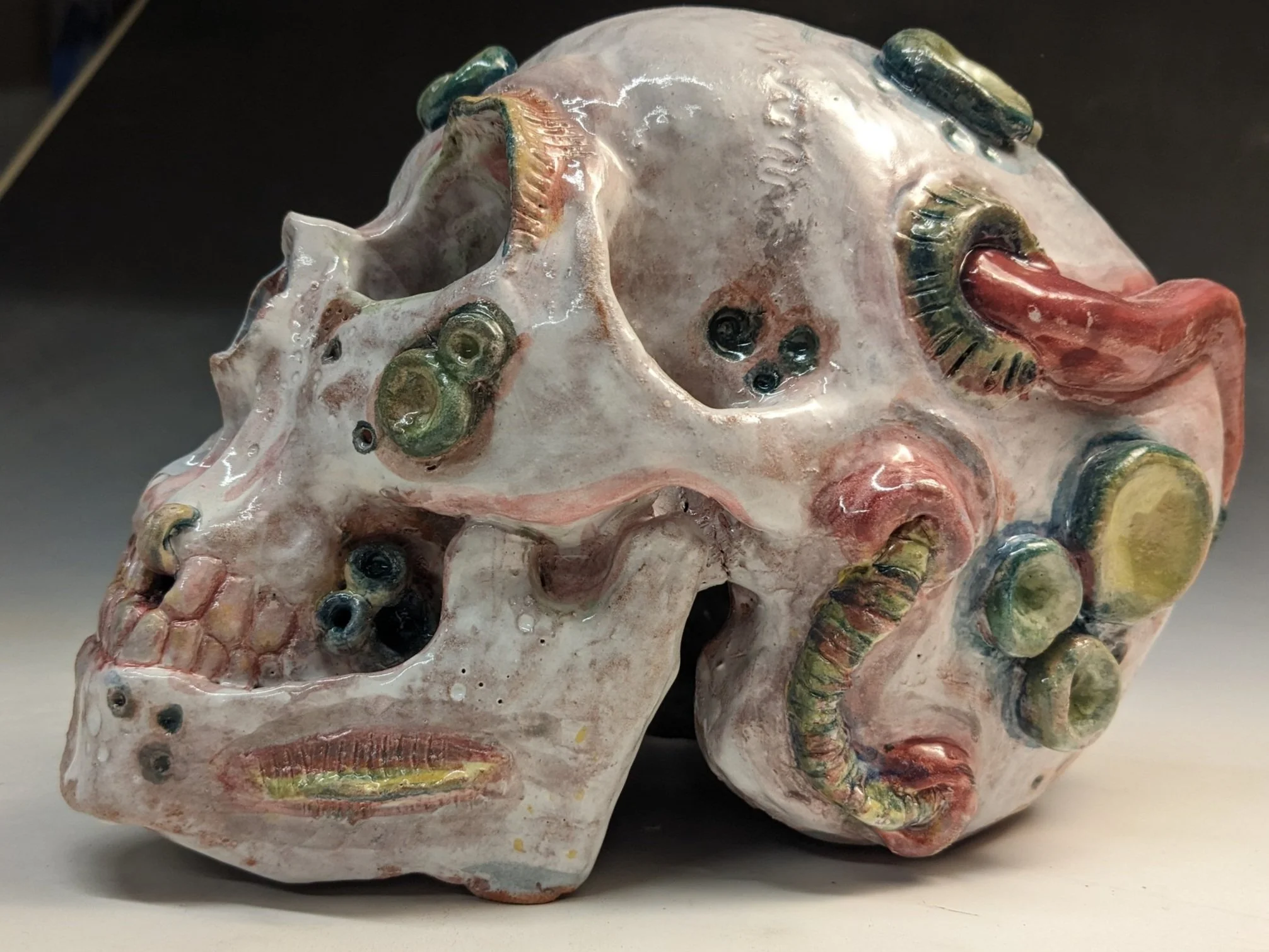 ALIEN ABSORTION
2025
earthenware and majolica