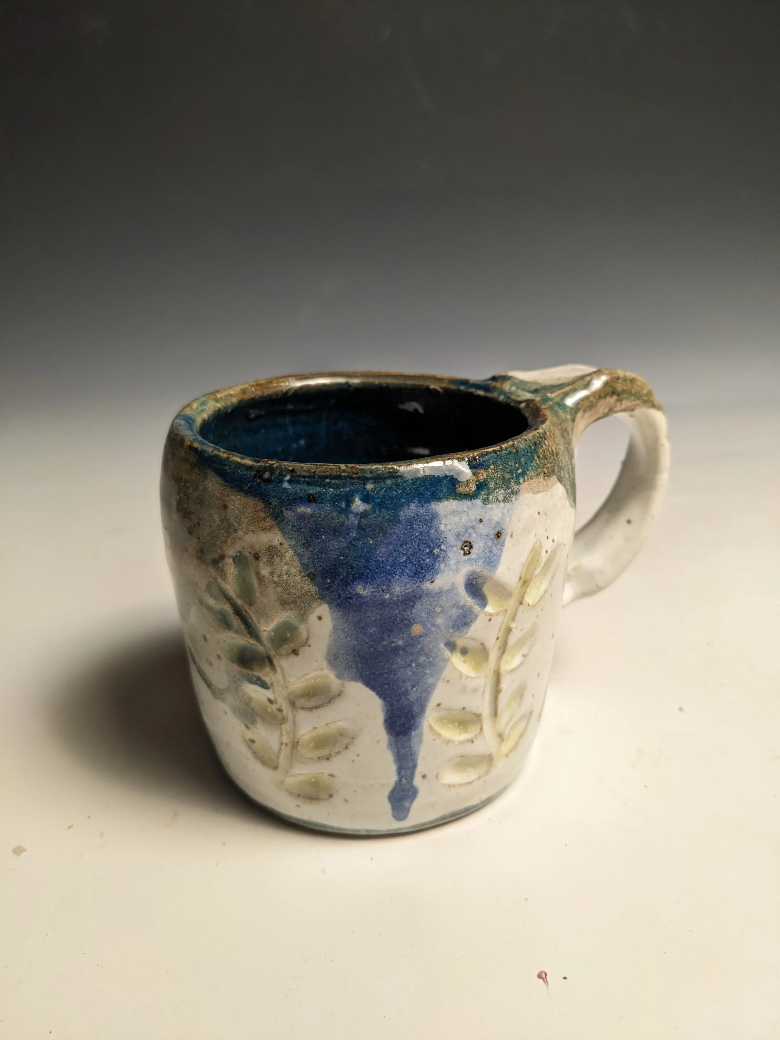 LEAFY CUP
2024
stoneware