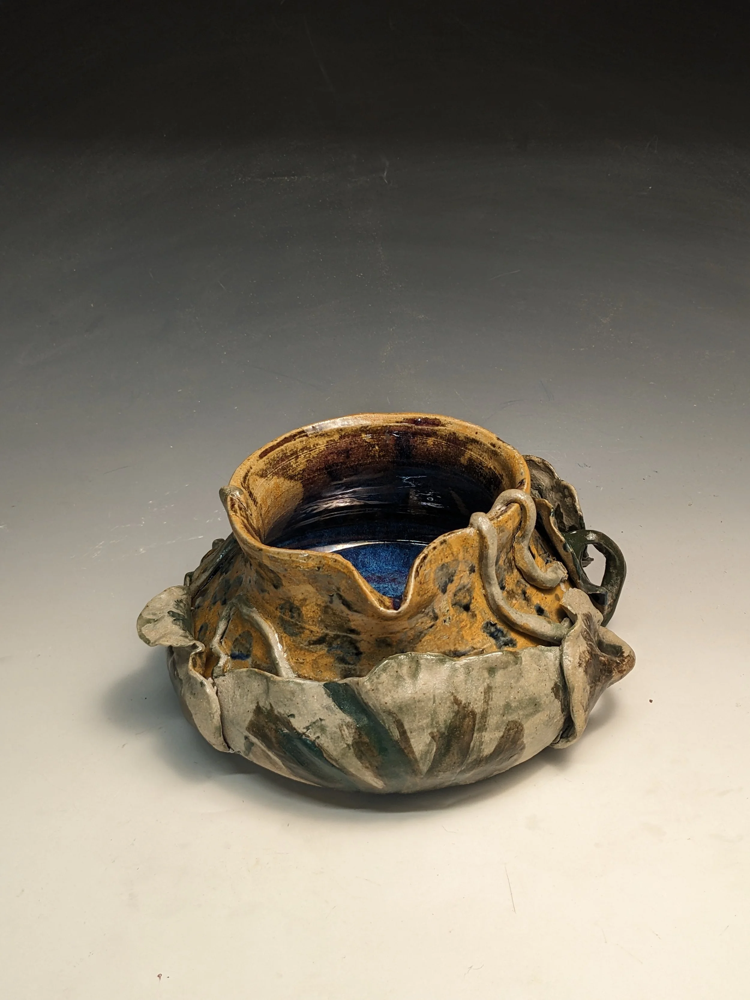 WATER BASIN
2025
stoneware