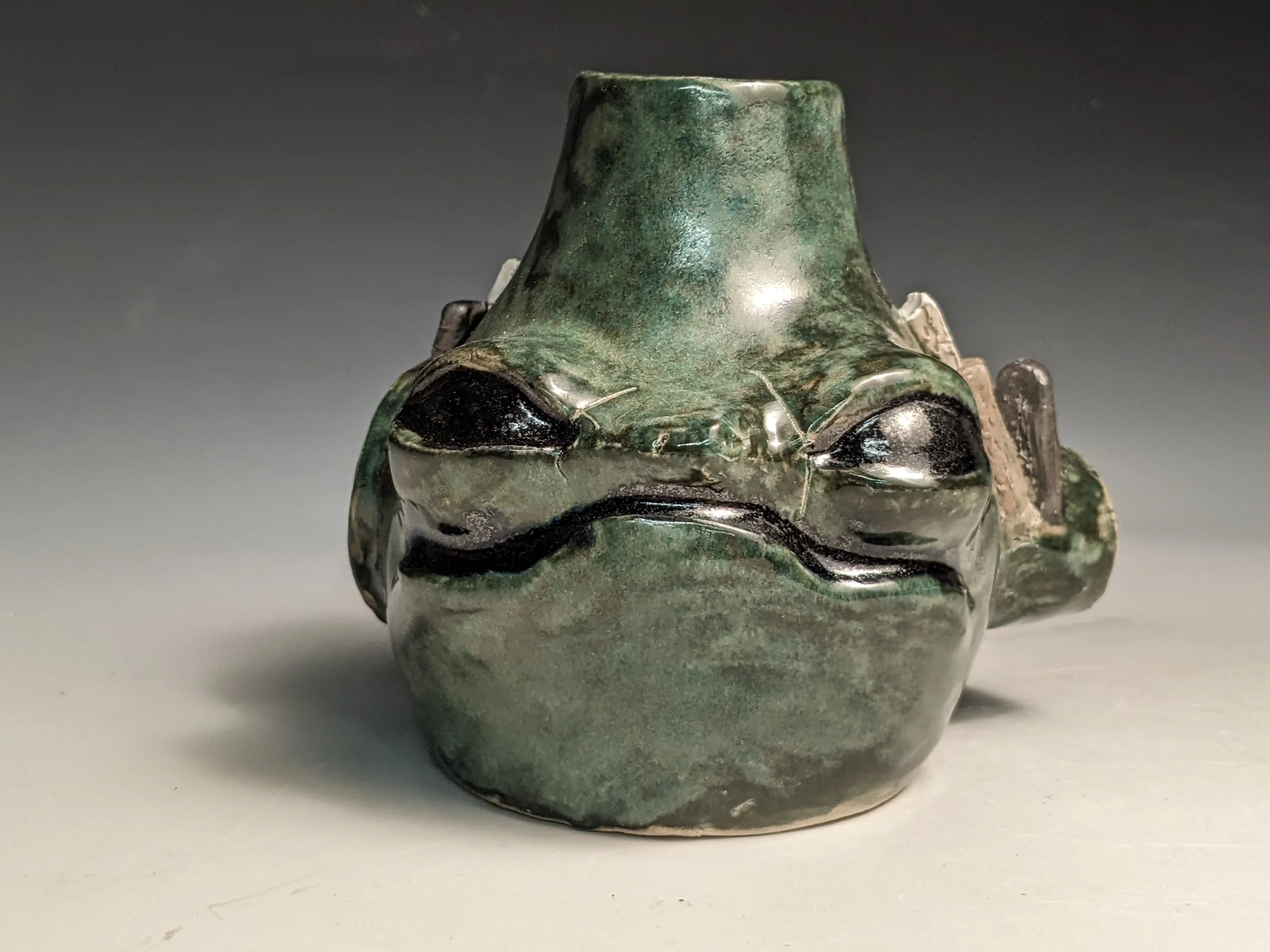 AMPHIBIAN CITY #8
2024
porcelain
