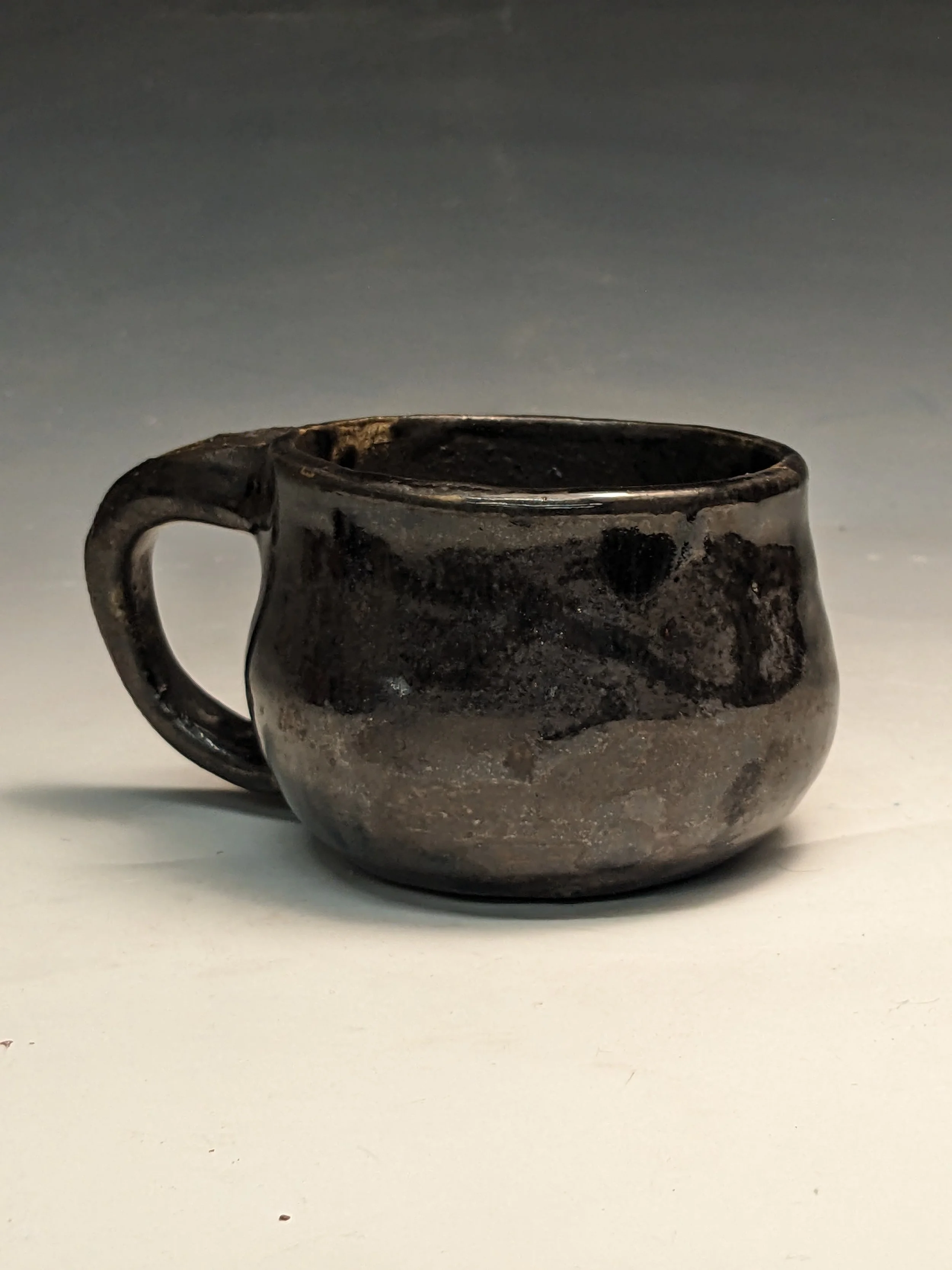 SIMPLE MUG
2025
stoneware