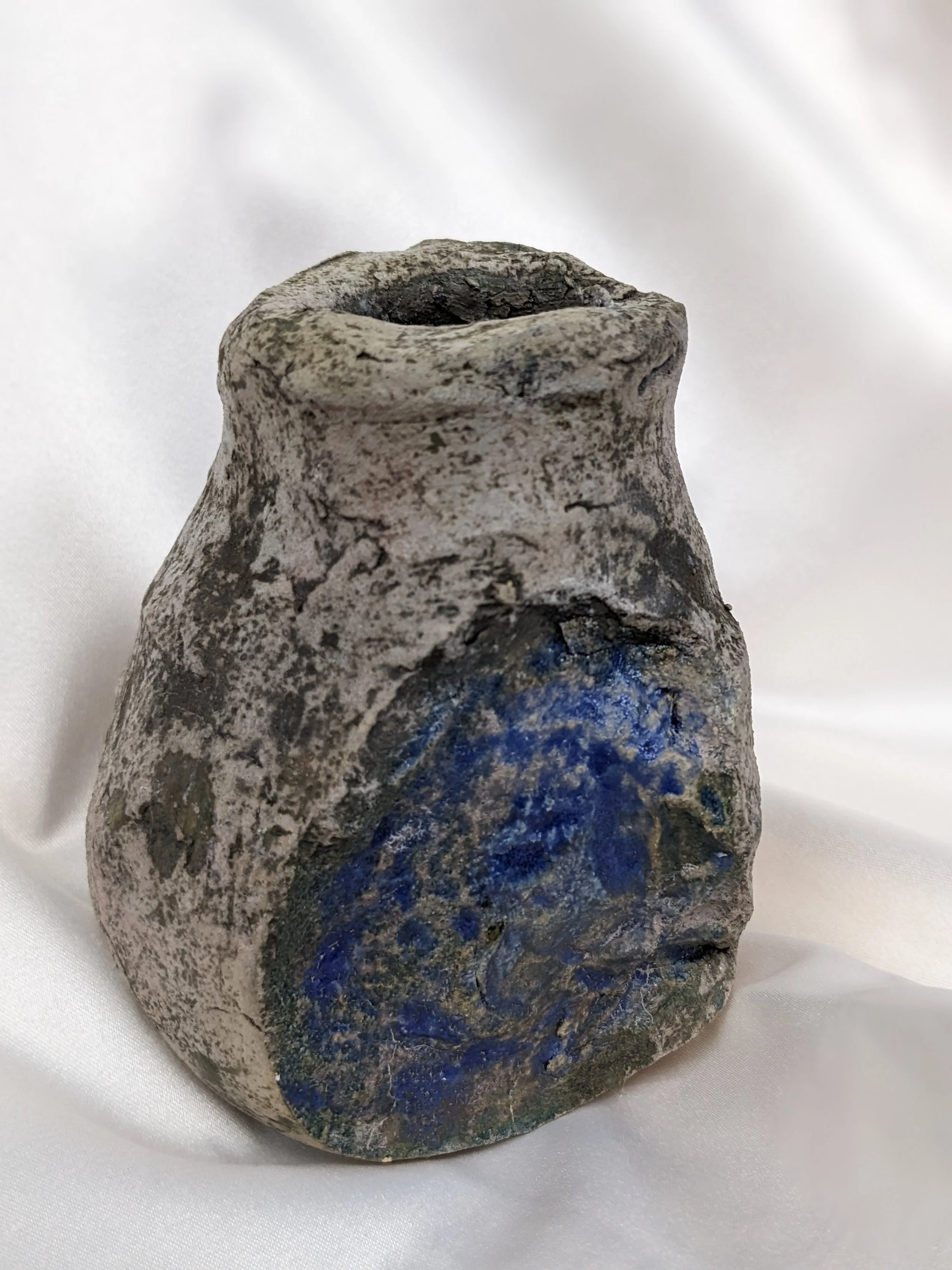GEODE CYLINDER
2023
stoneware and raku glazing