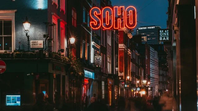 Where to Stay in London by Neighborhood (and Why It Matters)