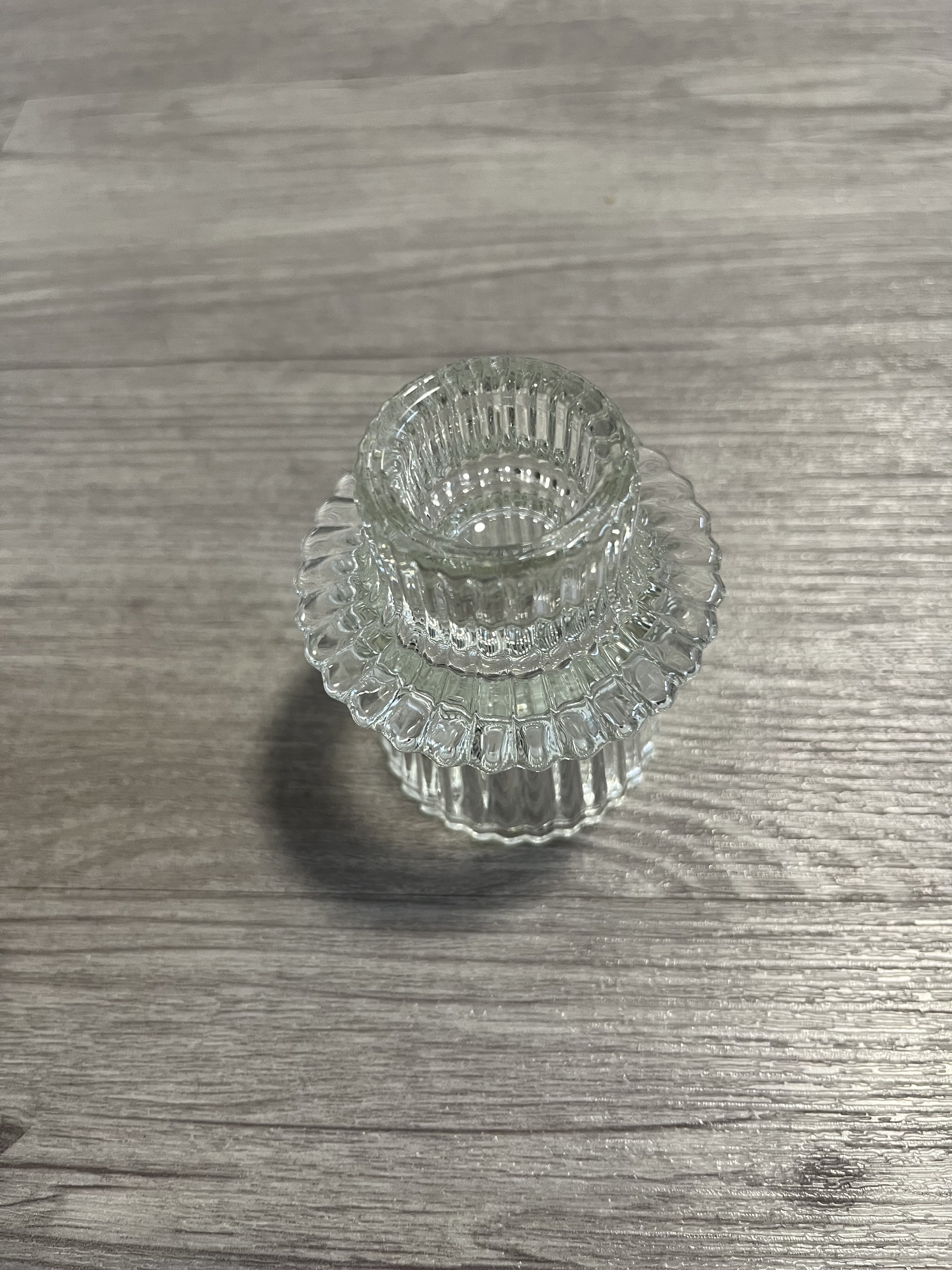 Stabkerzenhalter aus Glas (umgedreht ist es ein Teelichthalter) 6cm x 7cm