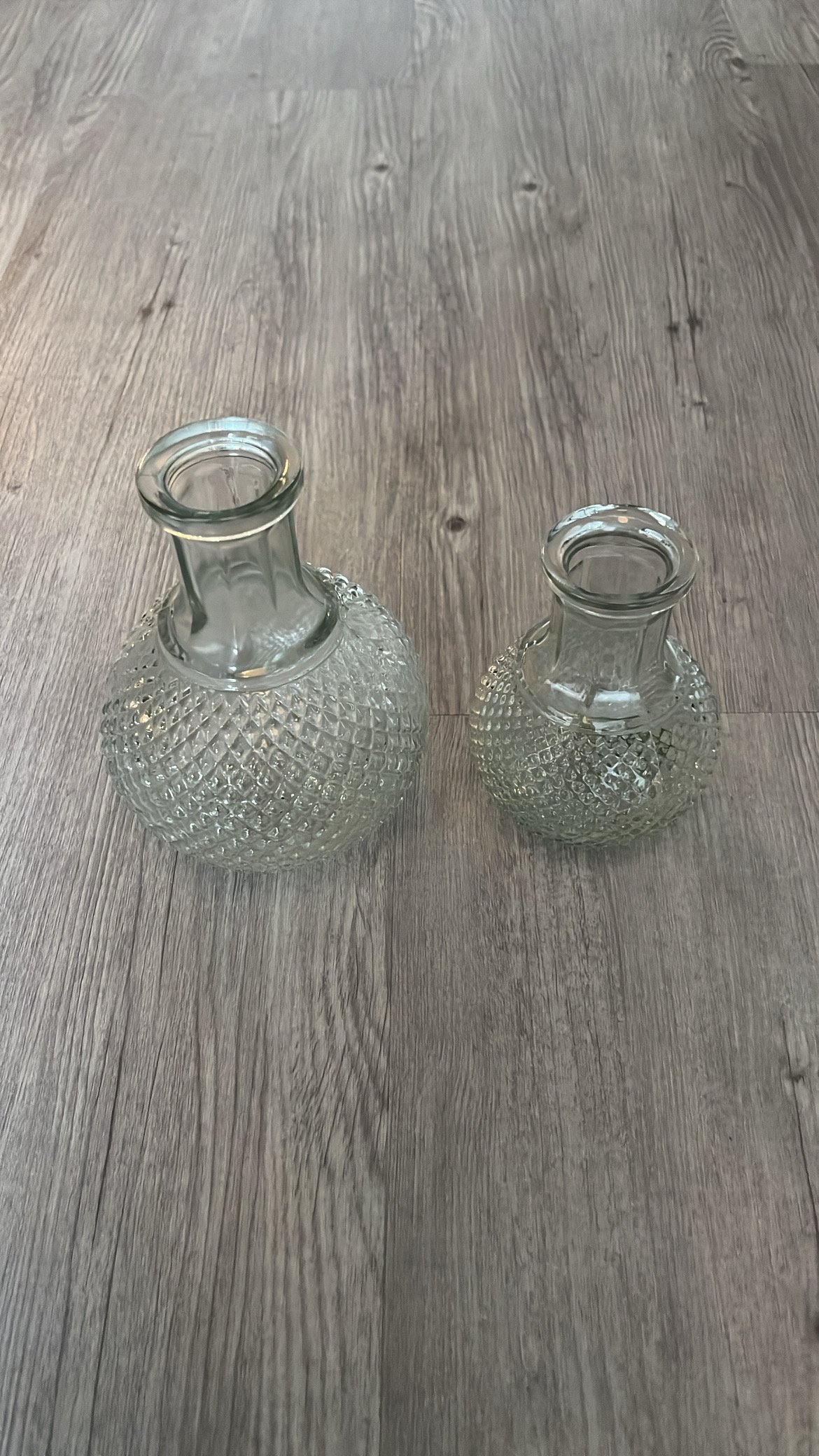Kugelvasen klein 8,3cm x 11,7cm und groß 11cm x 15cm