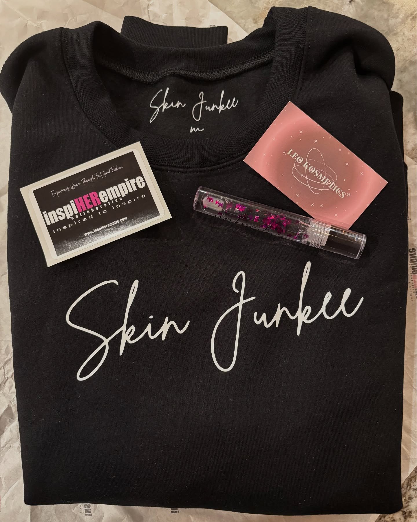 Thanks to my girl KB @inspiherempire who made me this ahhmazing sweatshirt! And she even included my favorite lavender lip gloss by @leo.kosmetics