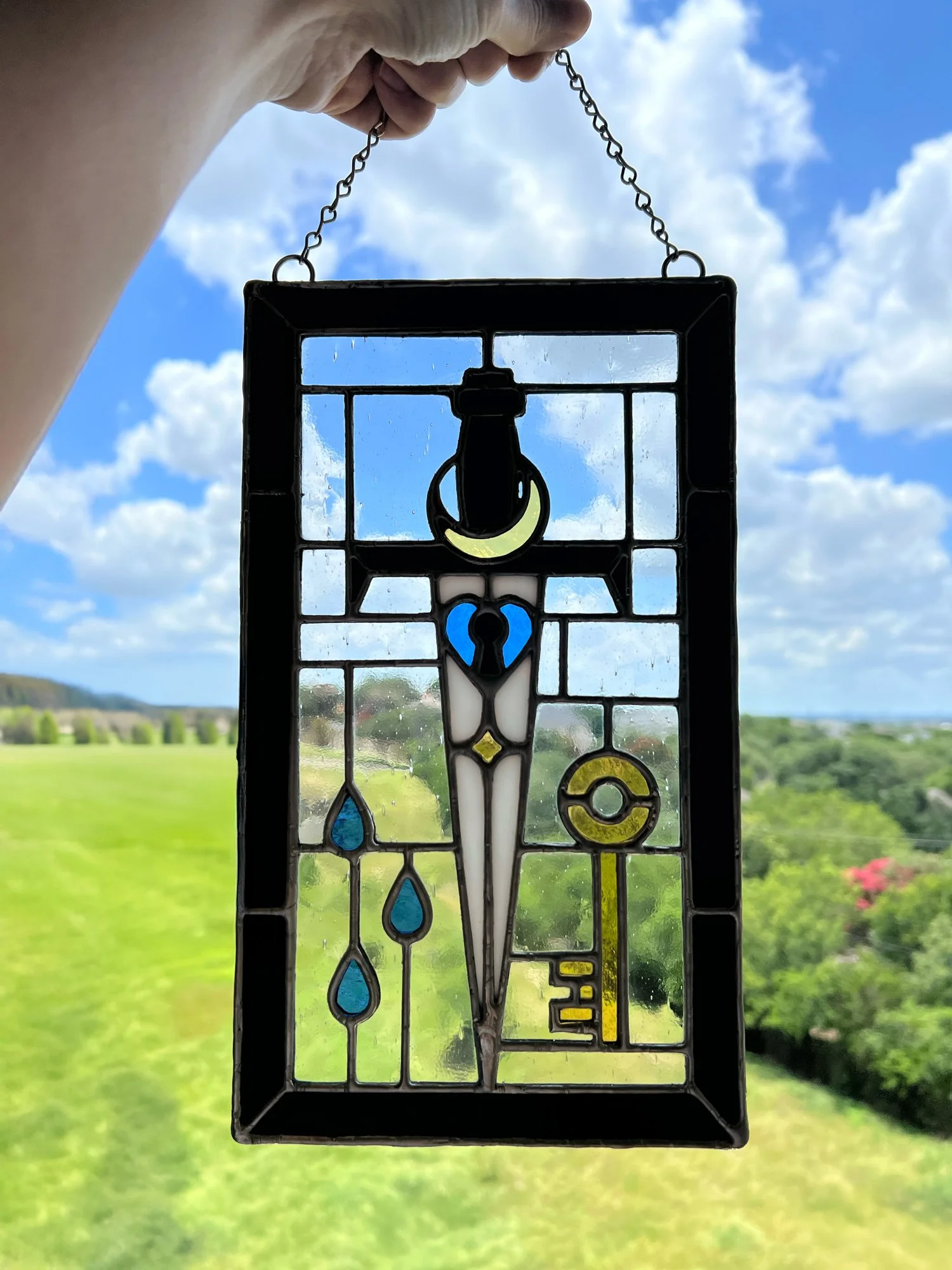 SwordKeyStainedGlass2.jpg