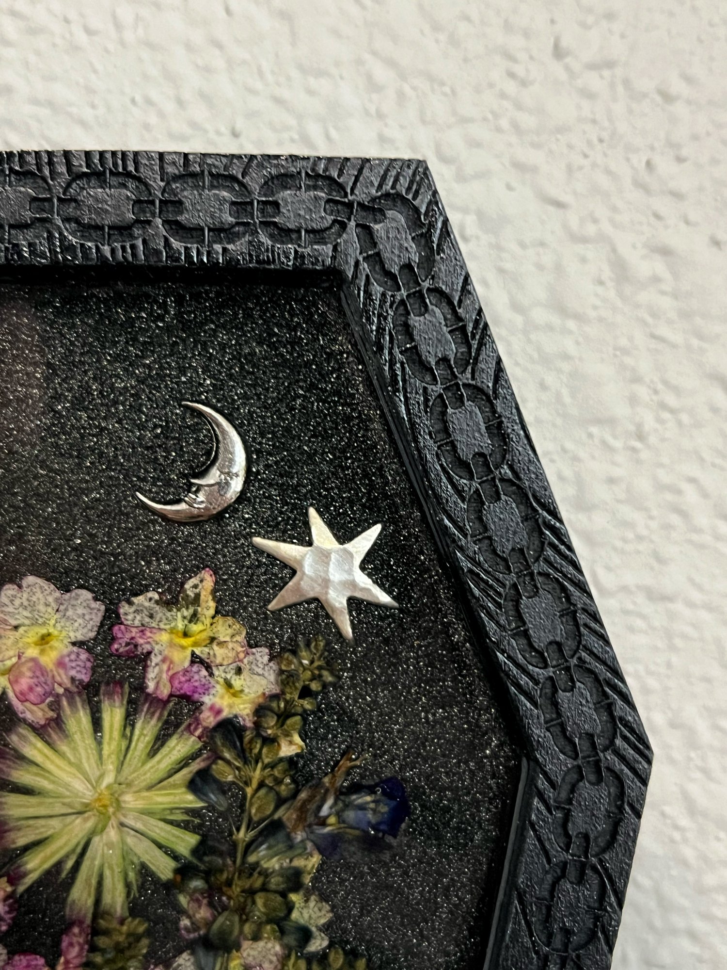 CoffinFloralWallHanging4.jpg