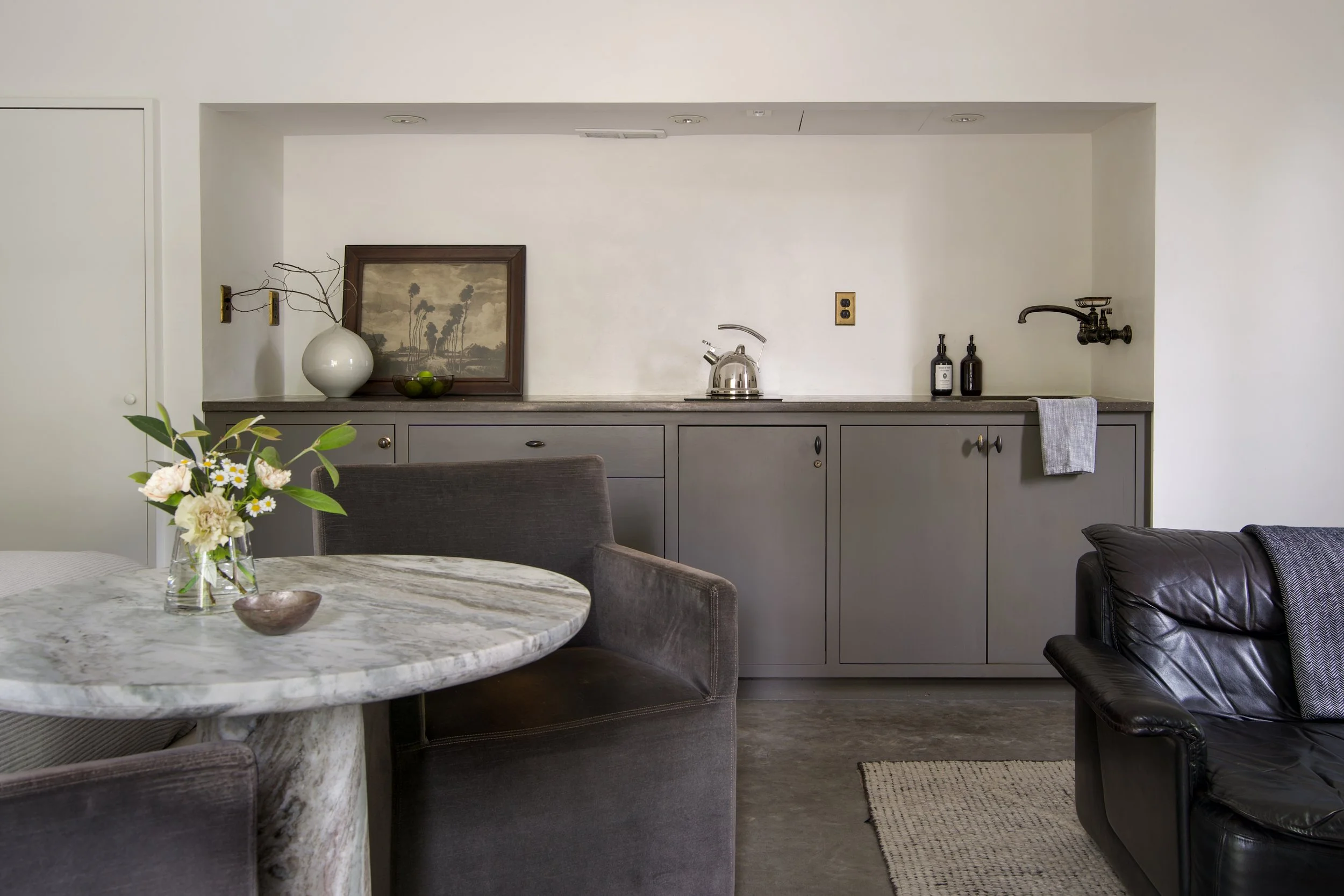 Green Door Kitchenette 1.jpg