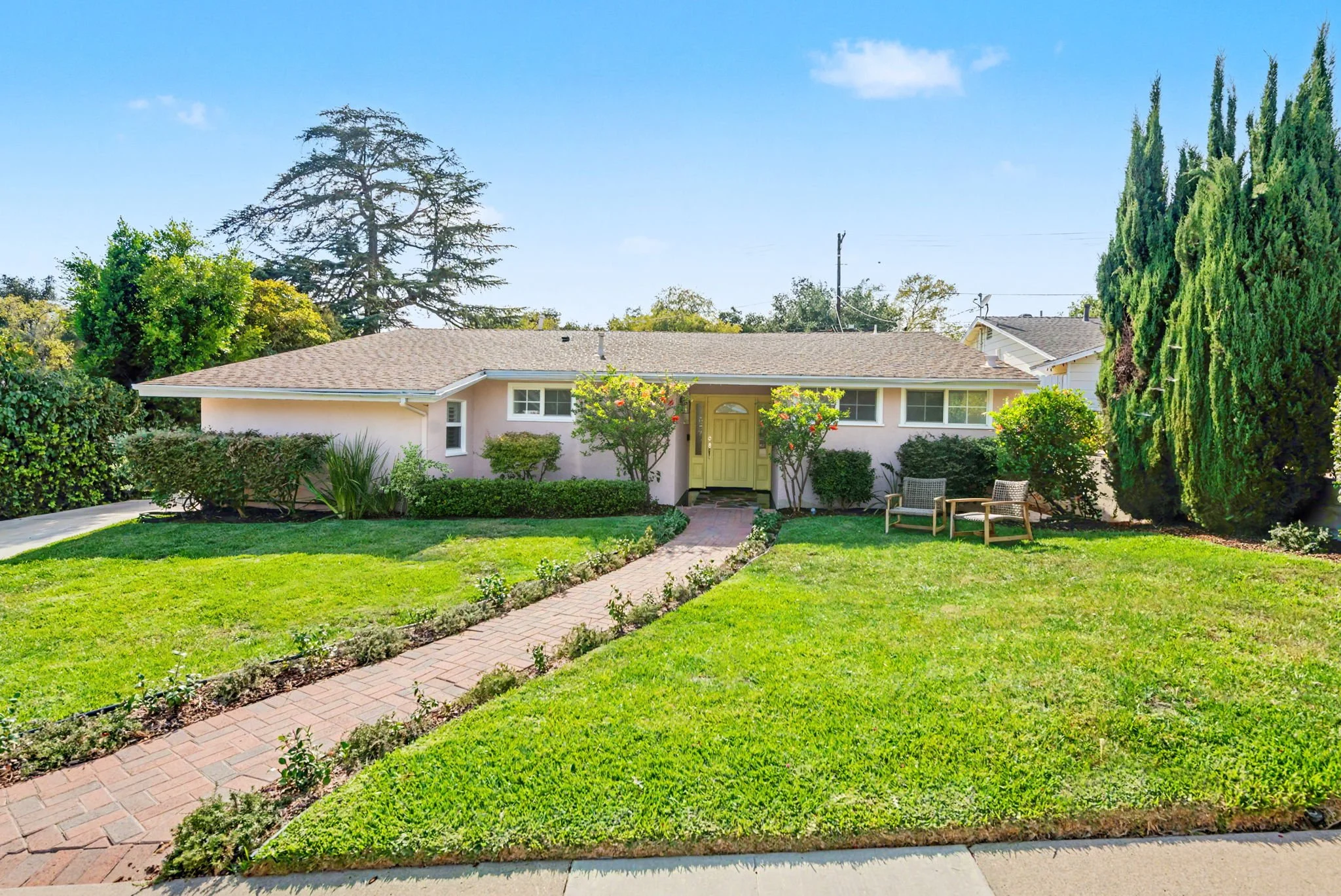 975 Pepperhill Road, Pasadena