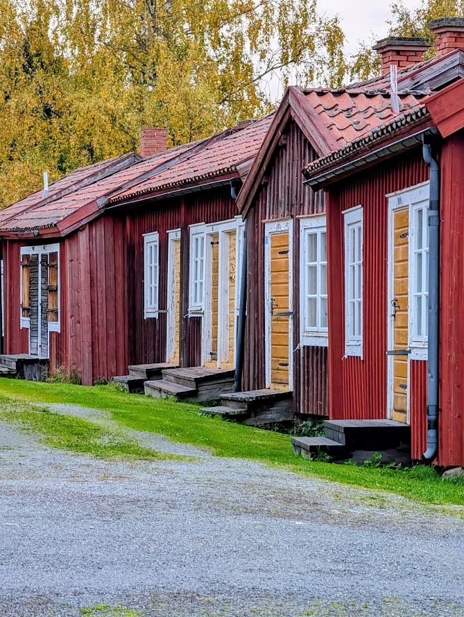 Eine Nacht zwischen Jahrhunderten – Kyrkstad von Lövånger