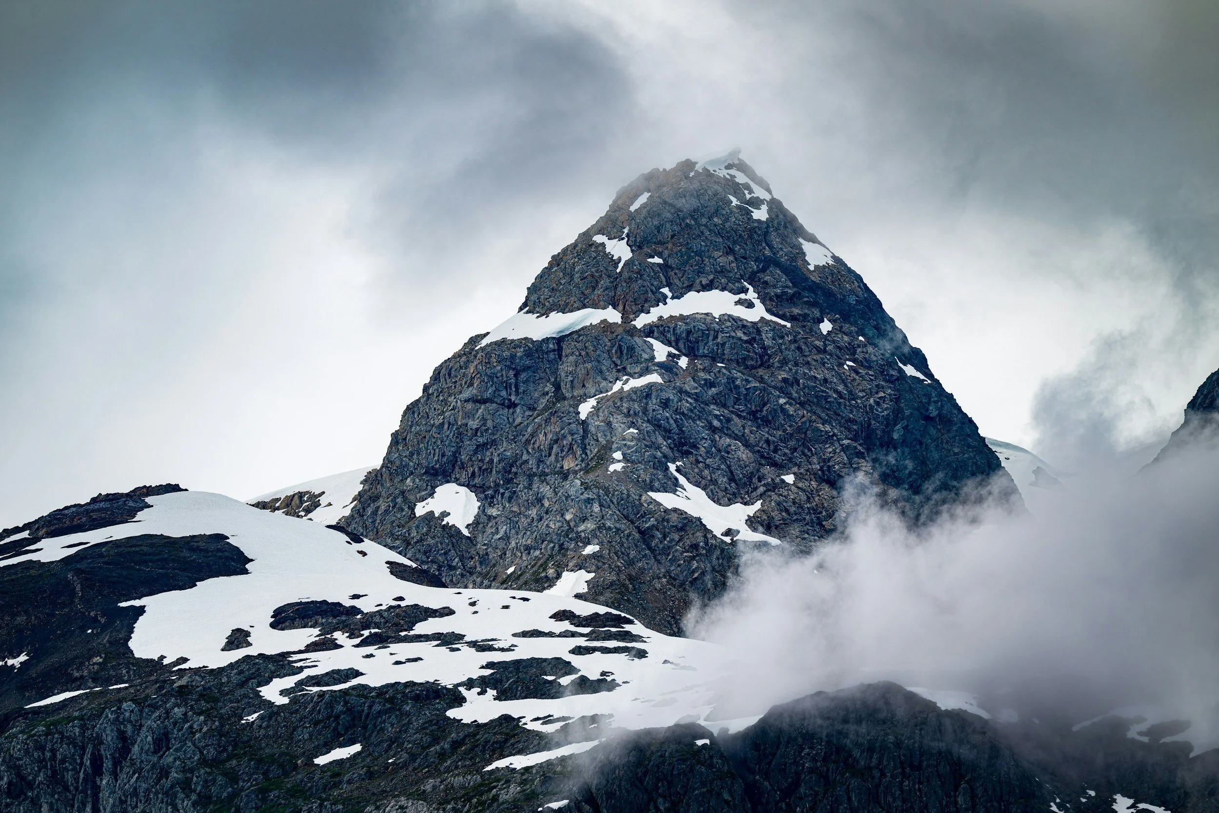unsplash-image-em_aAn2T-wk.jpg
