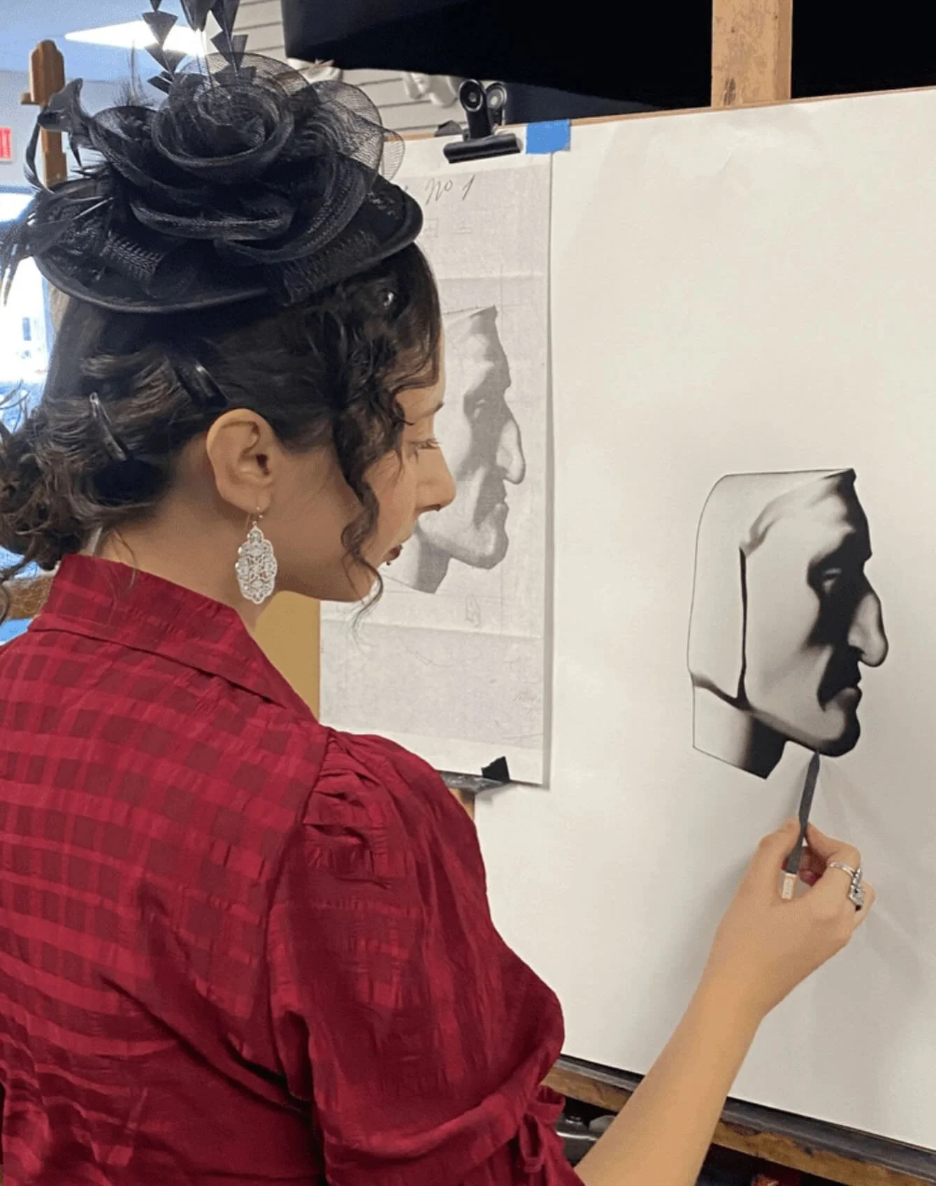 🎉 Open House at Miano Academy of Art!

Join us Tuesday, Dec 2 &bull; 11:30&ndash;3:00 for a relaxed, creativity-filled day at the studio.
✨ Enjoy:
&bull; Live ballerina drawing
&bull; Meet instructors &amp; artists
&bull; Seasonal art exhibition
&bu