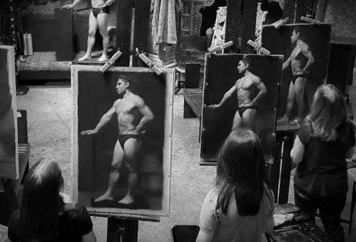 Train like the Old Masters 🎨✨ 
Our ARC-Approved Atelier Apprenticeship Program is now accepting enrollment!

Refine your drawing and painting through immersive studio training, and study one-on-one with ARC Associate Living Master Charles Miano. 🖌️