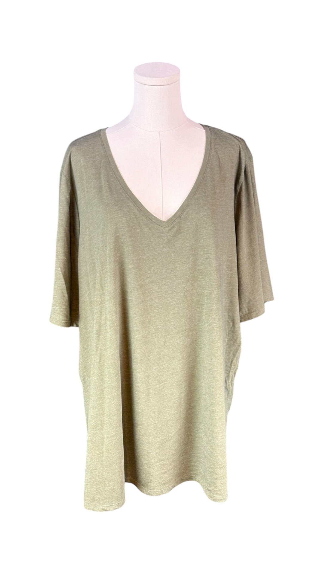 NWT Lane Bryant Olive Green V Neck Short Sleeve Tee (Size 26/28)