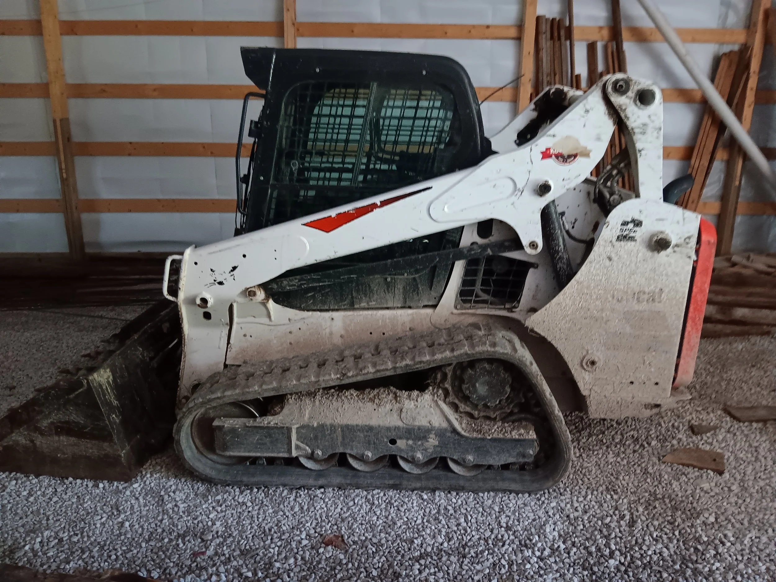 T 590 Bobcat 