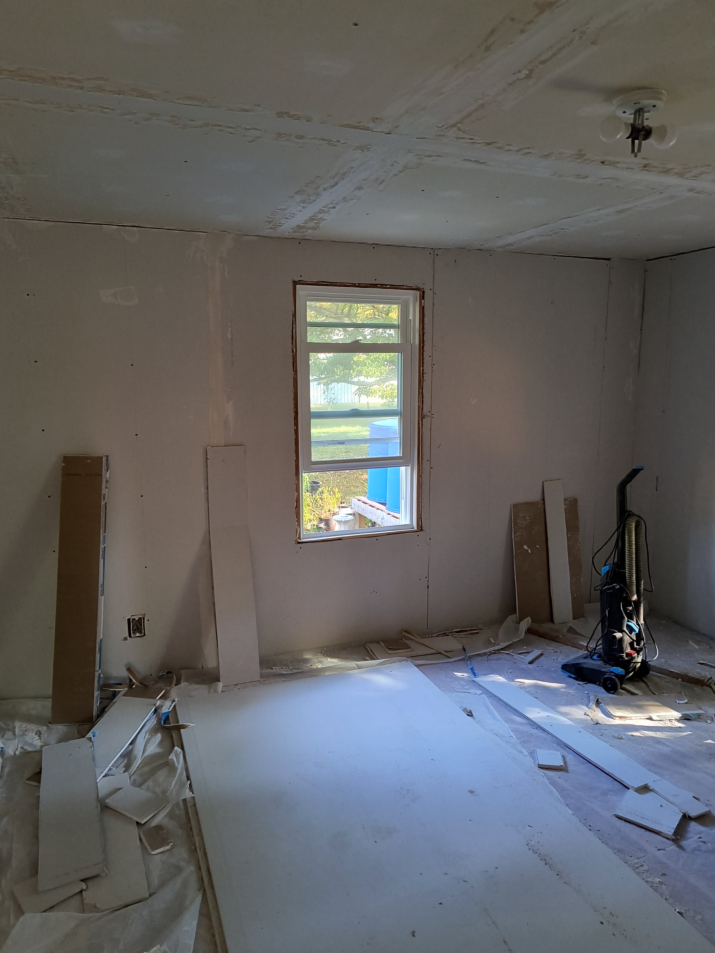 Remodel / Drywall Prep for Bedroom