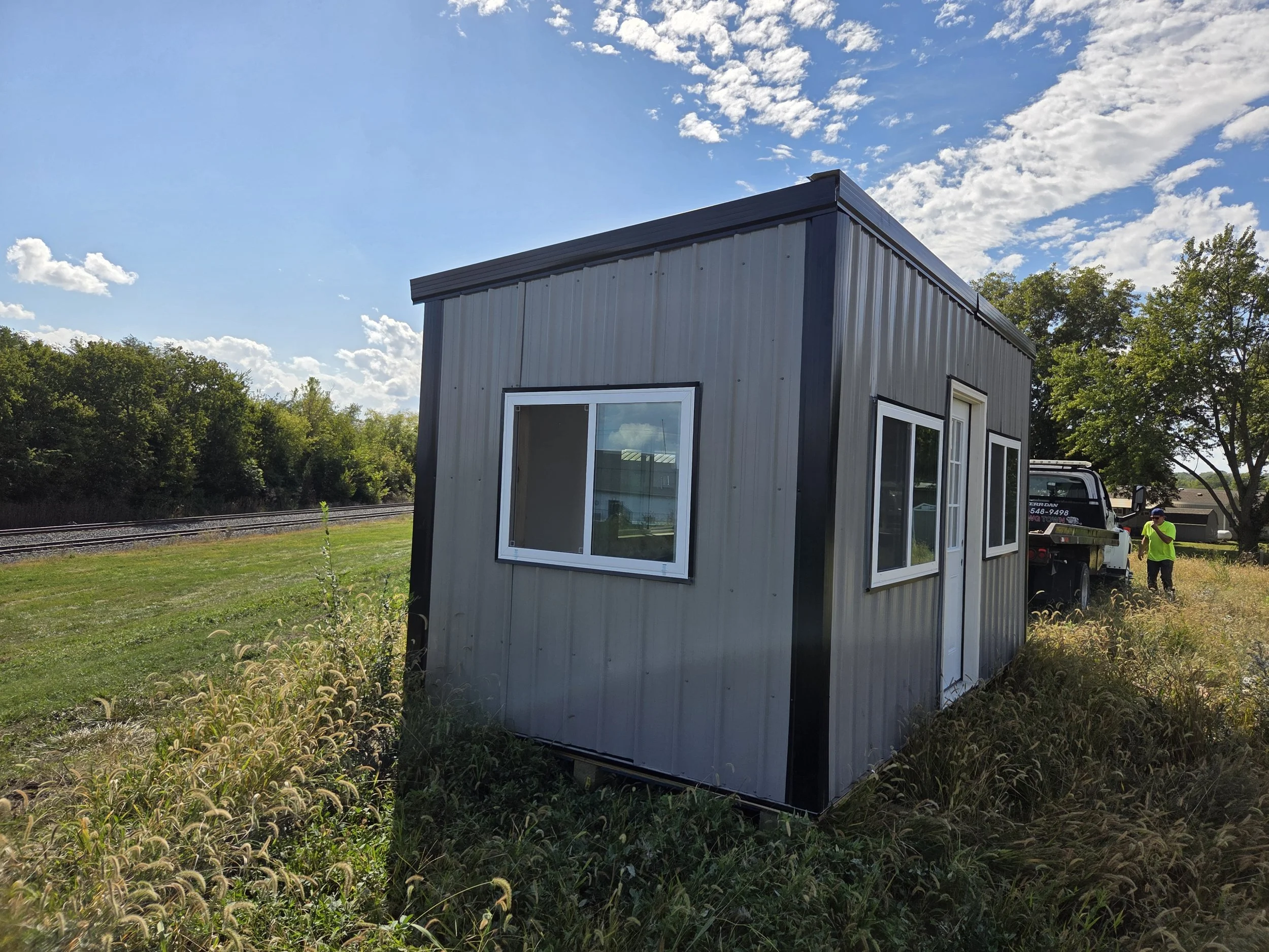 Sunroom/ Cabin / Recreation Room