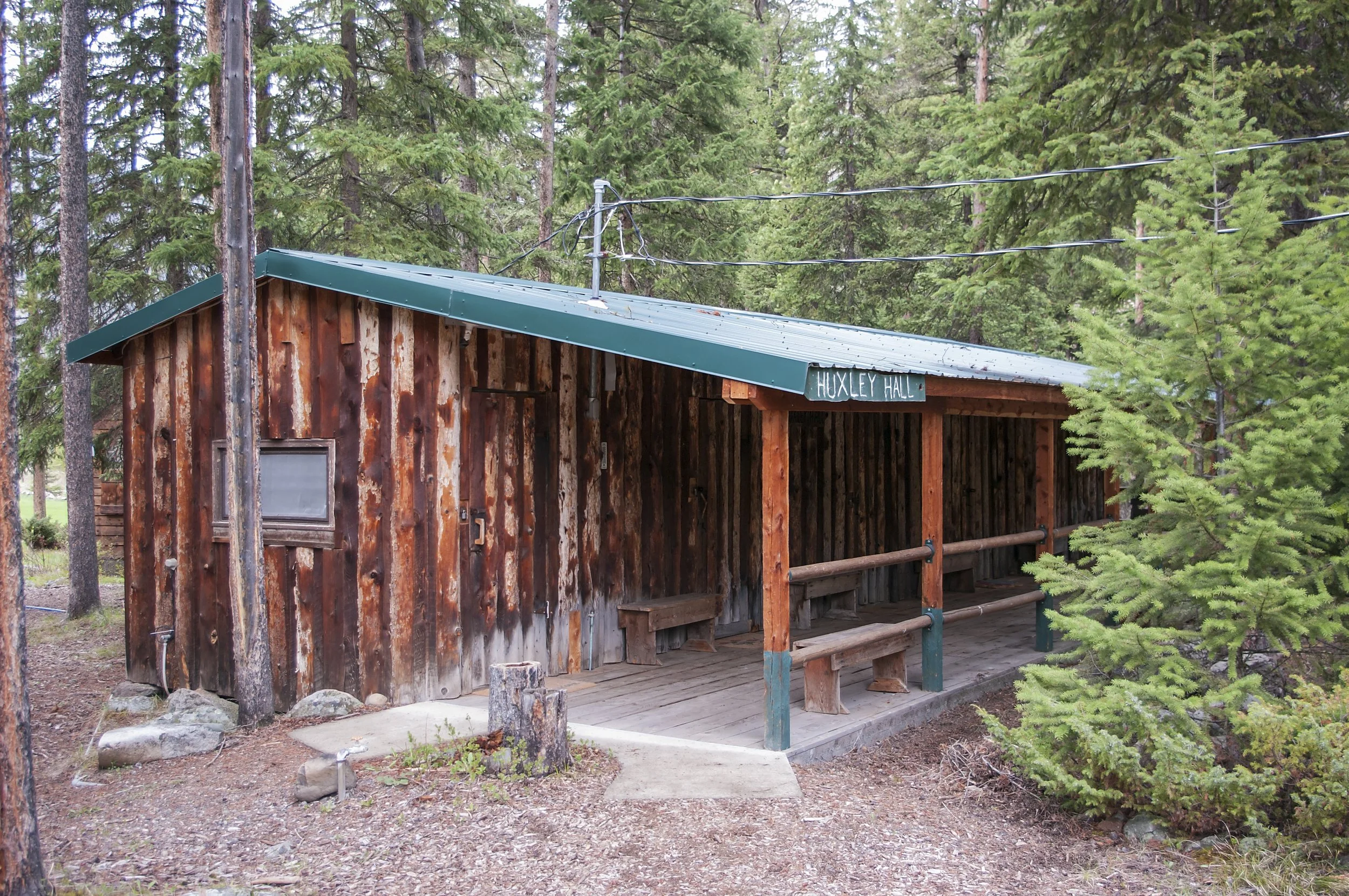 MAN CAMP FAMILY CABIN