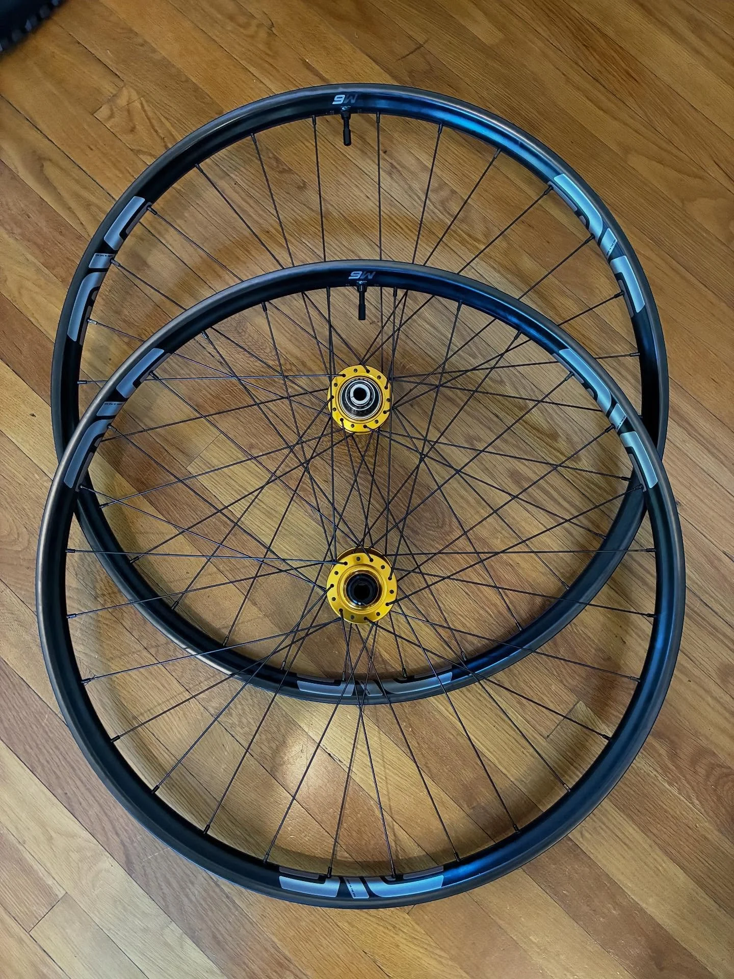 These are headed to Michigan next week. Enve M6 carbon rims laced to Chris King hubs. 1760 grams. #vernbuiltwheels #handbuiltwheelsarebetter #handbuiltwheels #custombicyclewheels #chriskinghubs #chriskingbuzz #chriskingmango #envecomposites #carbonri