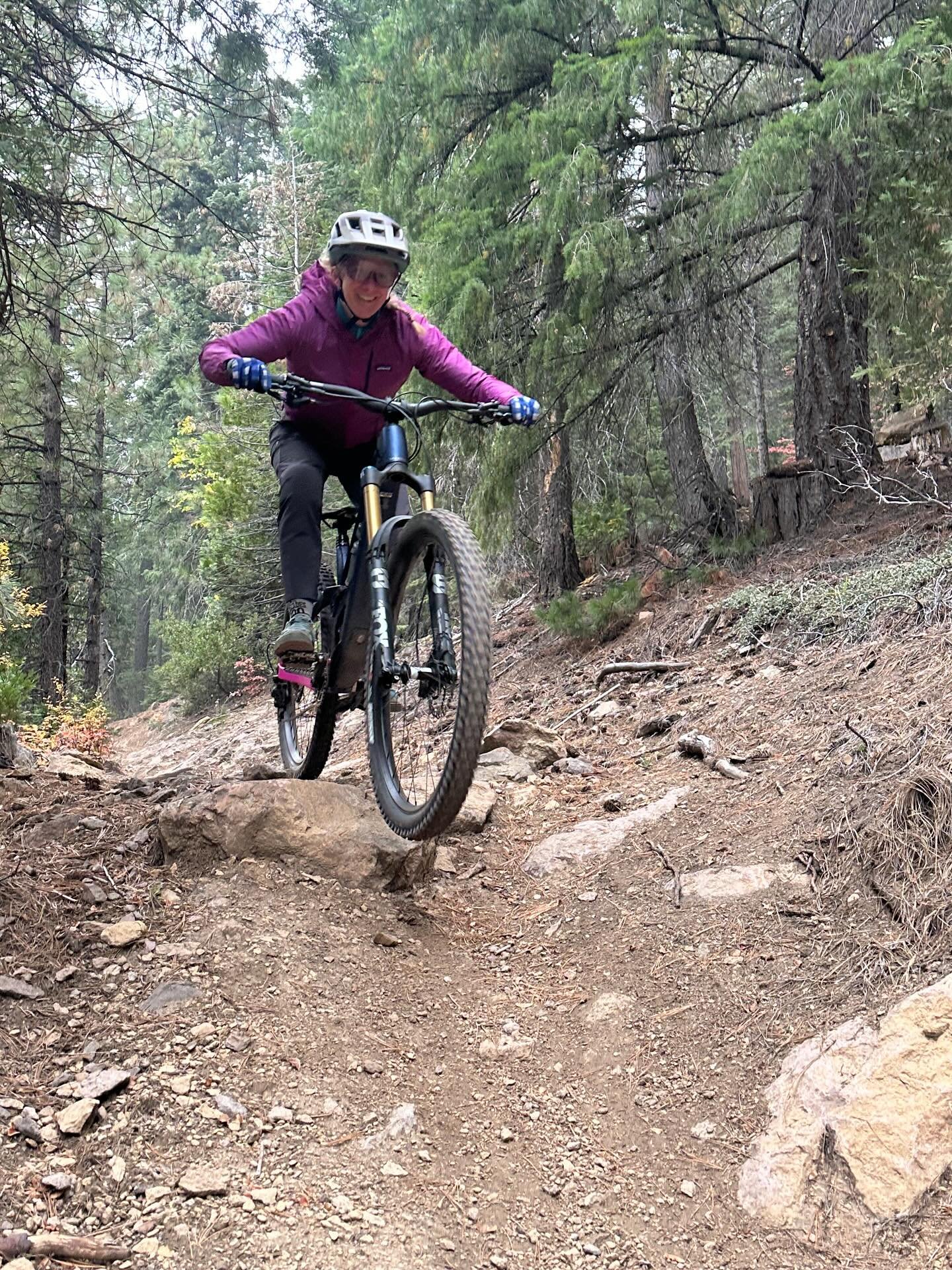 Becs loves her new custom ORBEA Rallon E10! She sent a note today saying &ldquo;The bike is amazing and I love it! It is a majestic beast!&rdquo;. We are so happy for her but we have to admit we&rsquo;re not surprised. #orbea #orbearallon #visitjacks