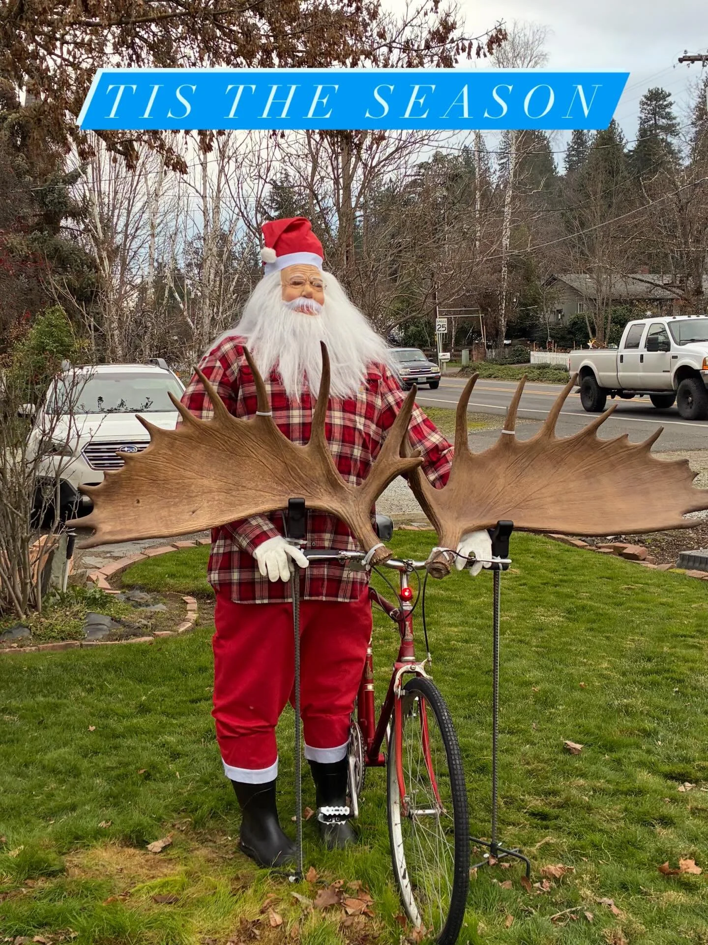 Happy Holidays to all! 🦌 Don&rsquo;t forget to come to the Jacksonville Christmas Parade this Saturday! #visitjacksonvilleoregon #santa #haveyoubeennaughtyornice #merrymerry #impressiverack
