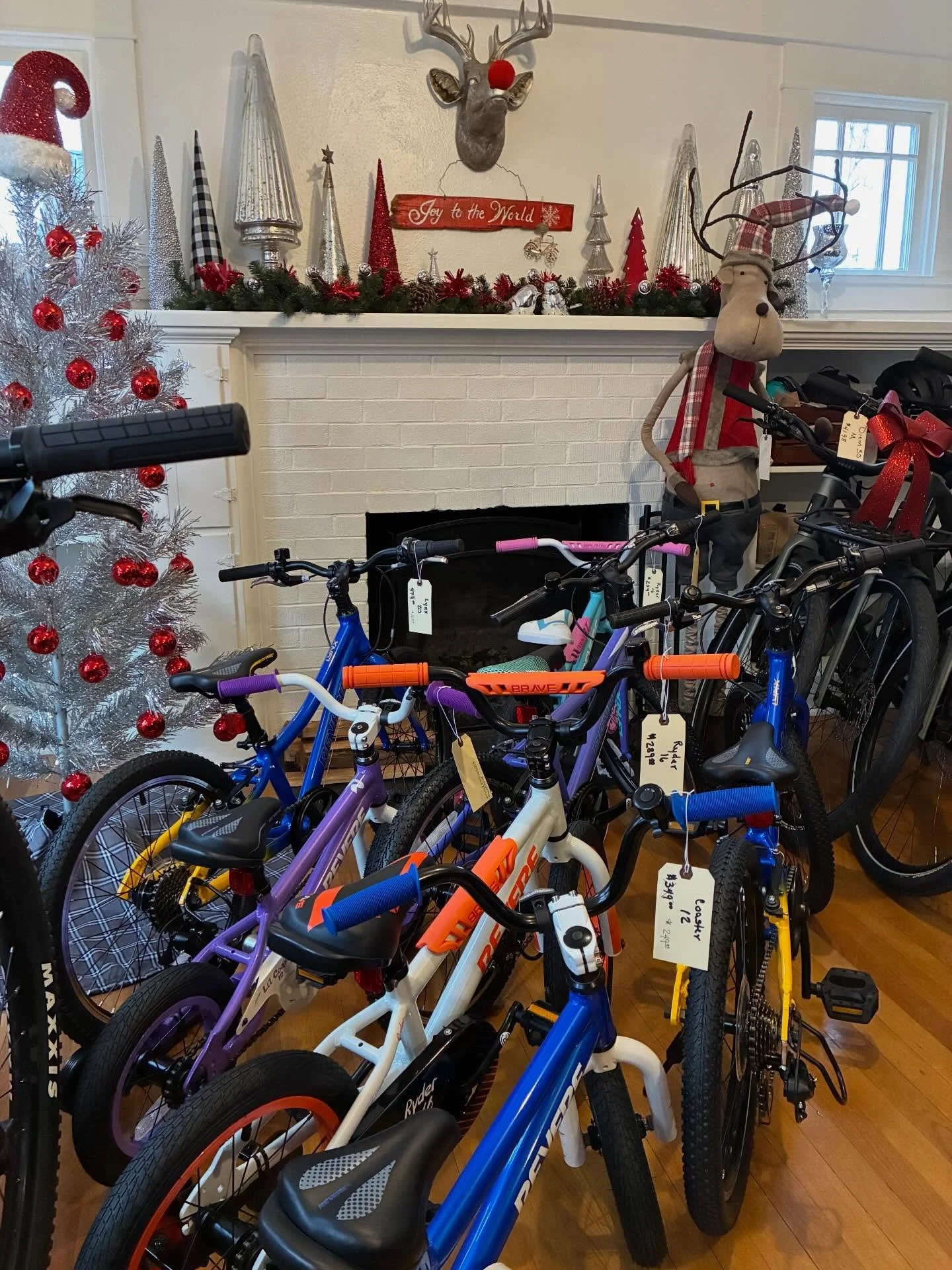 This herd of Mustangs moseyed in just in time for Christmas!  We&rsquo;ll have&rsquo;m saddle broke and ready to go for ya🐴. So saddle up young&rsquo;ns! #kidbikes #visitjacksonvilleoregon #reverebikes