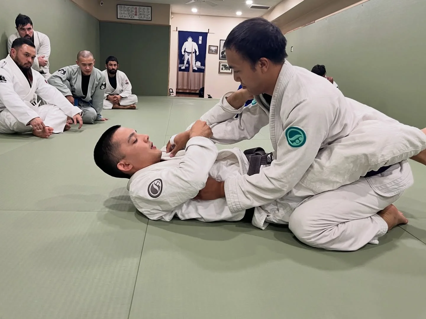 Angel Cheng dropped some closed guard knowledge as guest instructor this evening. Thank you for the great class!

#bjj #monrovia #jiujitsu #selfdefense #sgv