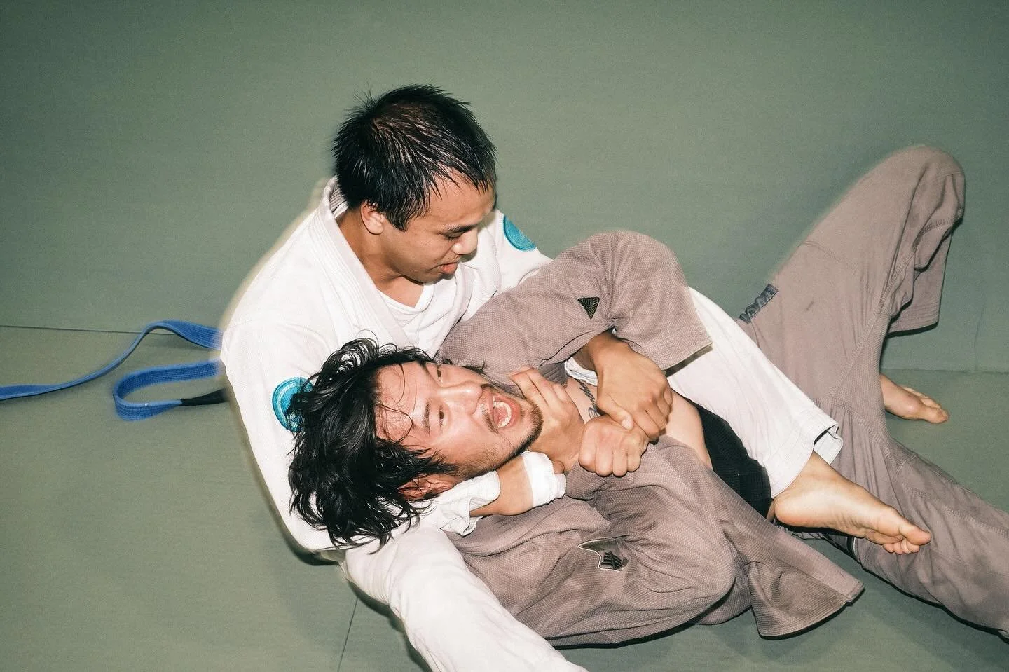 Monday and Wednesday in the KIMONO. Learn to break grips when people grab your clothes, then strangle them with their jacket! 

Gi Fundamentals - Monday 6pm
Gi Mixed Levels - Monday &amp; Wednesday 7pm

#bjj #monrovia #kimono #gi #johnwick