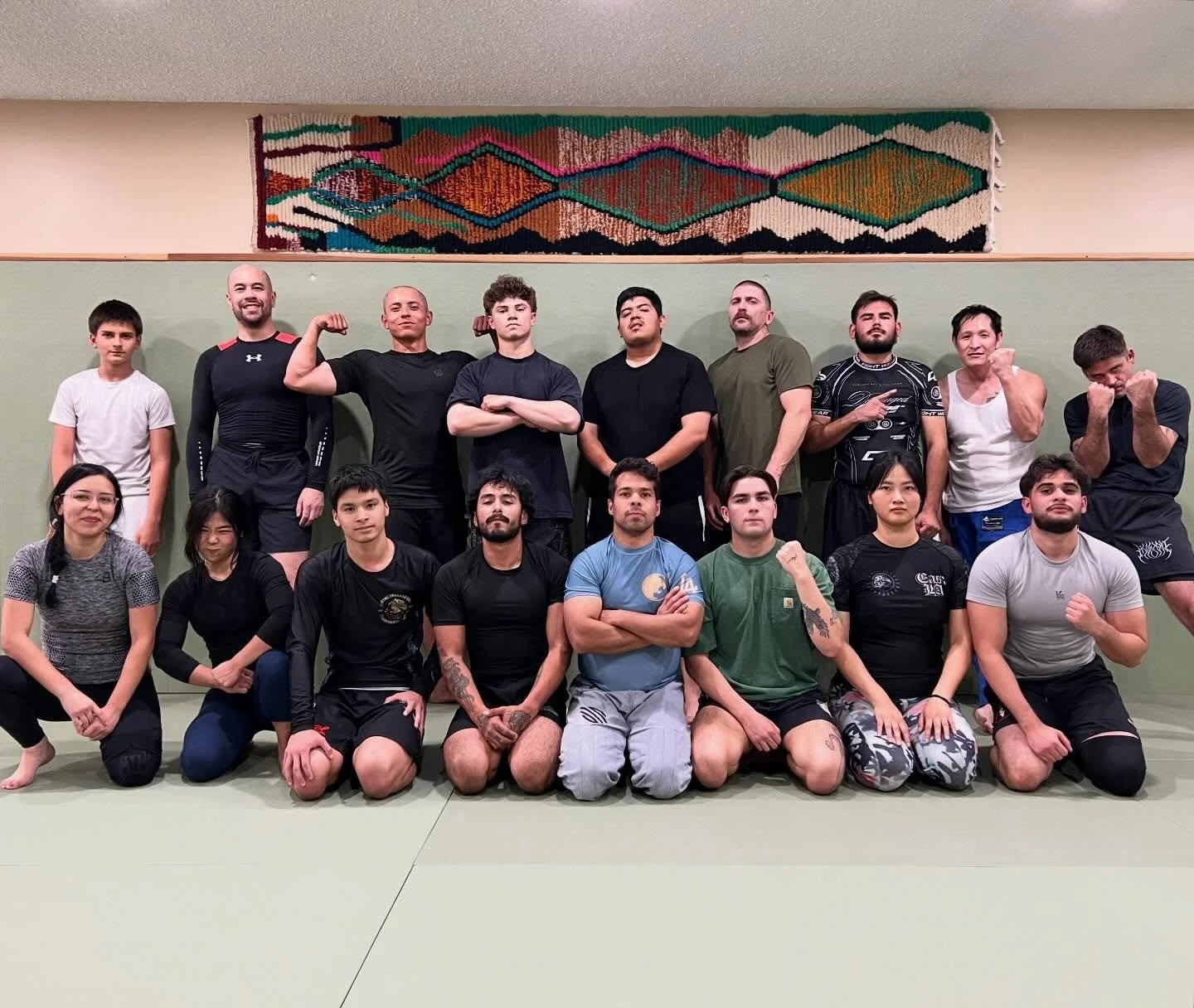 Photos from this weeks&rsquo; training;

Nogi Fundamentals - Wed 6pm
Gi Mixed Levels - Mon Wed 7pm
New Shorts - Almost out! 
Nogi Mixed Levels - Tues Thurs 7pm
New Uniform Requirement? 

Full schedule online! Come have fun and learn to fight.

#jiuji