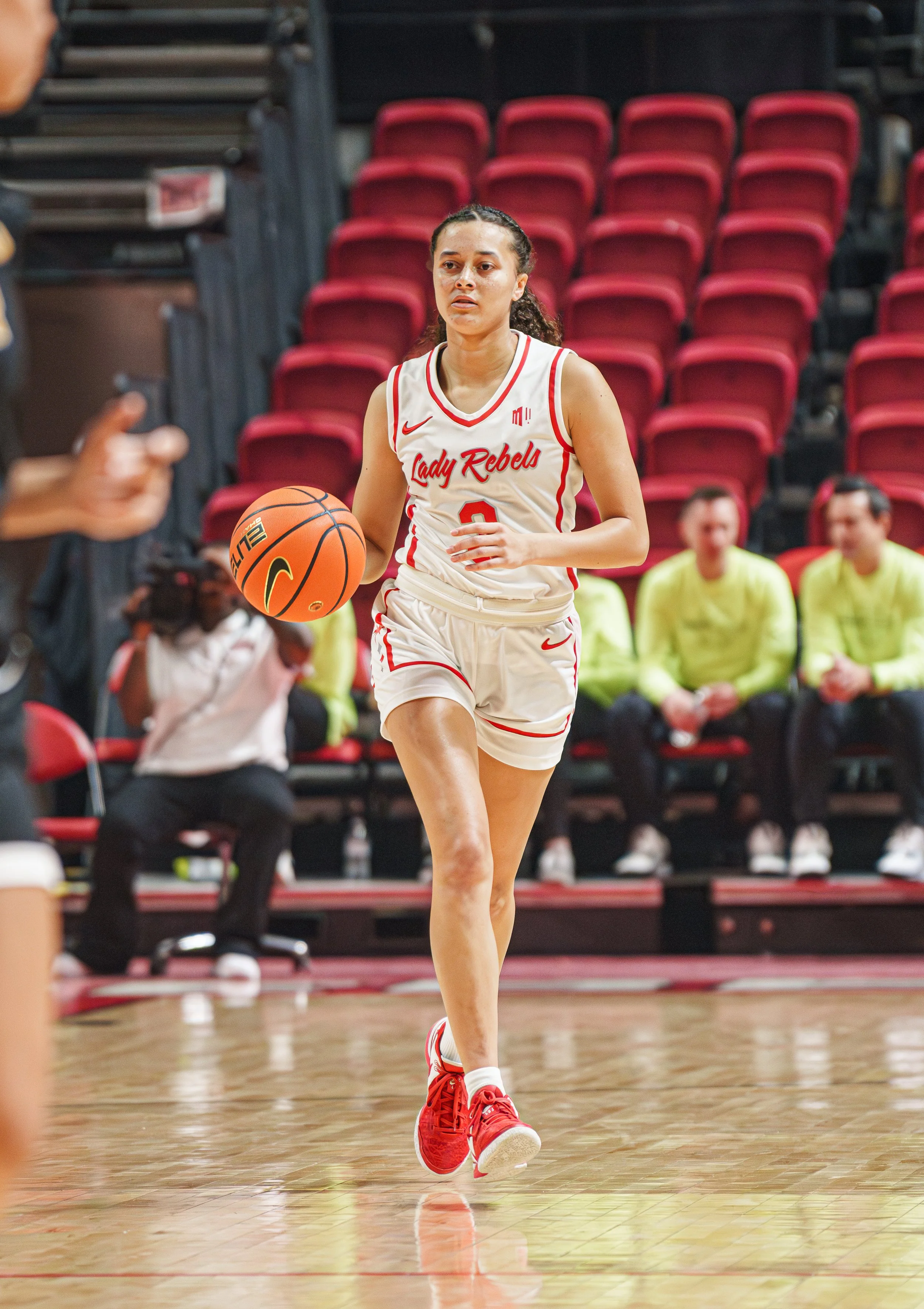 Lady Rebels  Back-to-Back Wins 