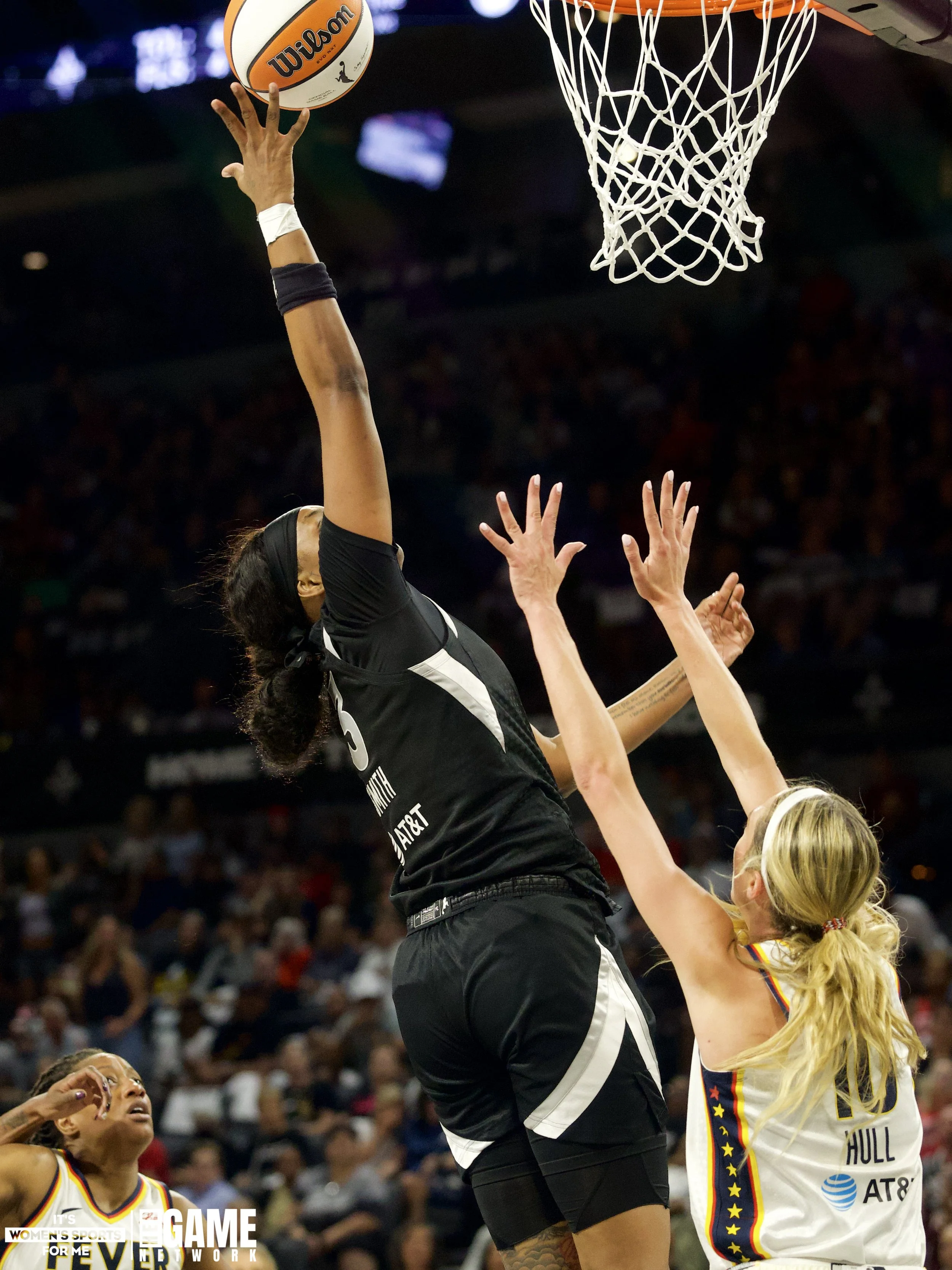 Aces Even the Series, Now It's About Controlling the Tempo on the Road