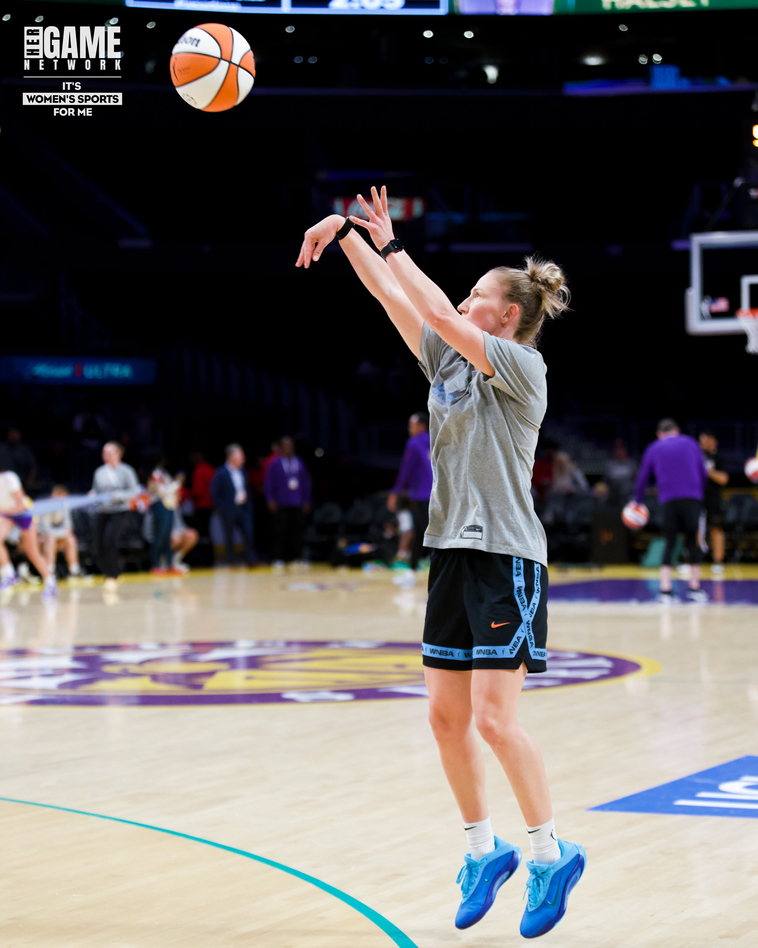 LA Sparks vs Chicago Sky_Crypto.com Arena_5.25.2025_by Alishia Stevens HGN-29.jpg