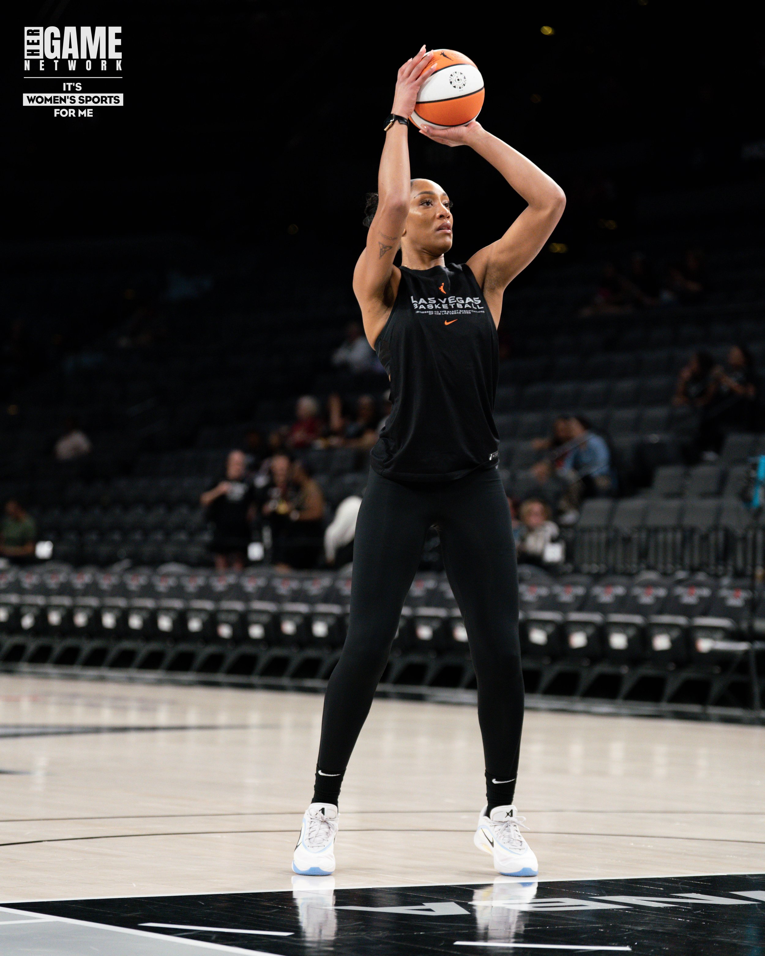LA Sparks at LV Aces_Michelob ULTRA Arena_5.30.2025_by Alishia Stevens HGN-45.jpg