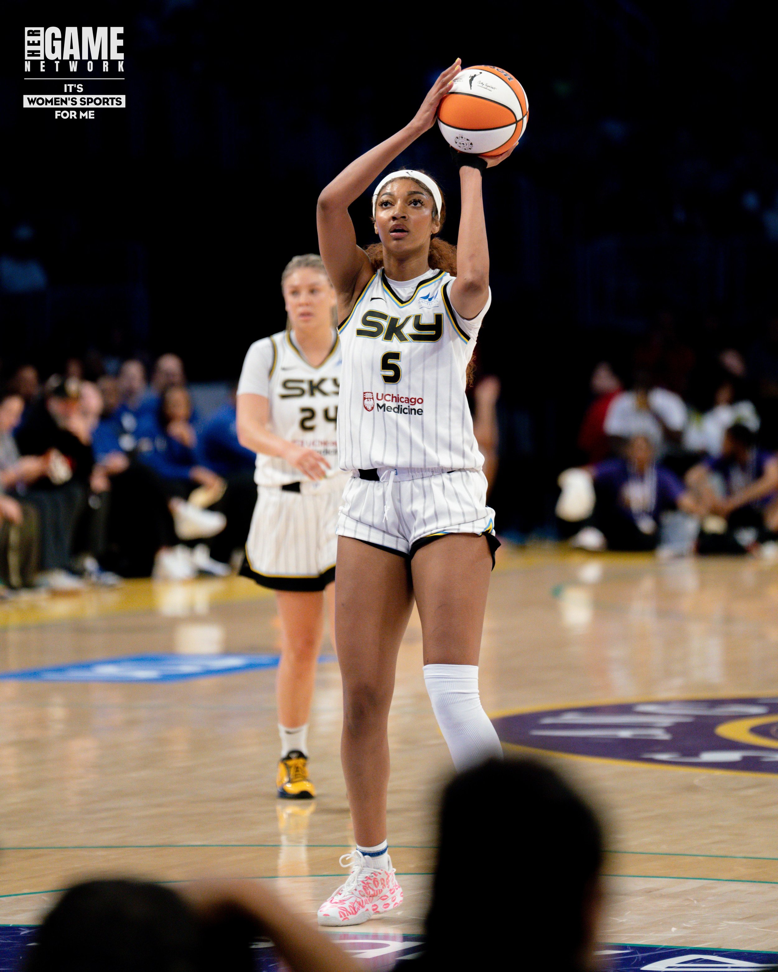 LA Sparks vs Chicago Sky_Crypto.com Arena_5.25.2025_by Alishia Stevens HGN-4.jpg