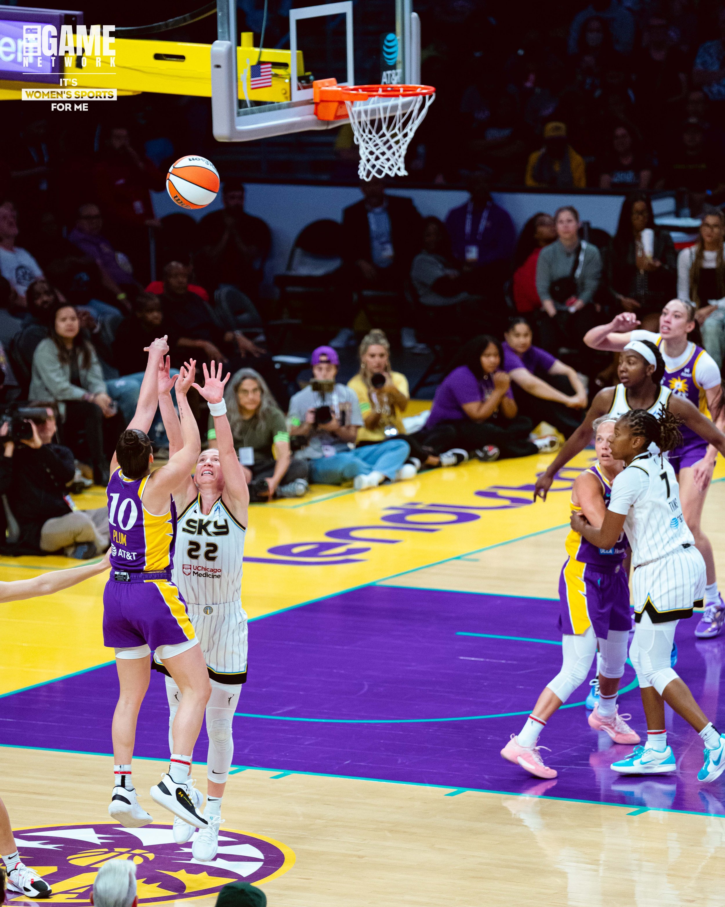 LA Sparks vs Chicago Sky_Crypto.com Arena_5.25.2025_by Alishia Stevens HGN-18.jpg