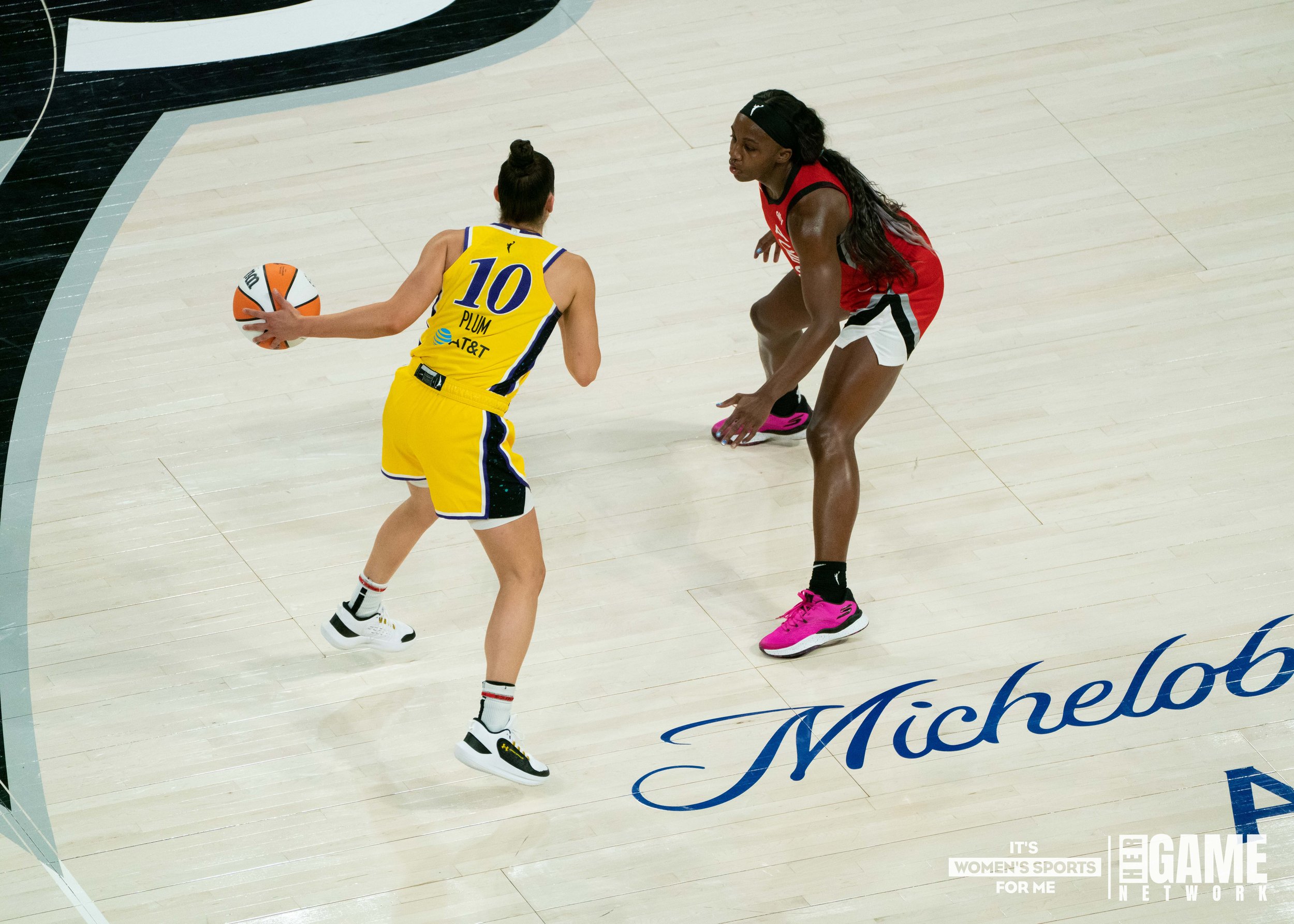 LA Sparks at LV Aces_Michelob ULTRA Arena_5.30.2025_by Alishia Stevens HGN-70.jpg