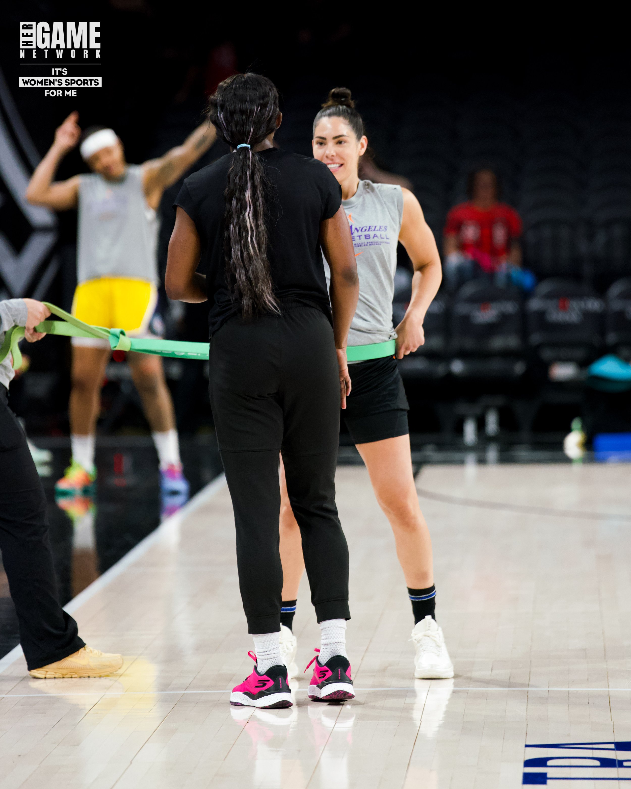 LA Sparks at LV Aces_Michelob ULTRA Arena_5.30.2025_by Alishia Stevens HGN-19.jpg