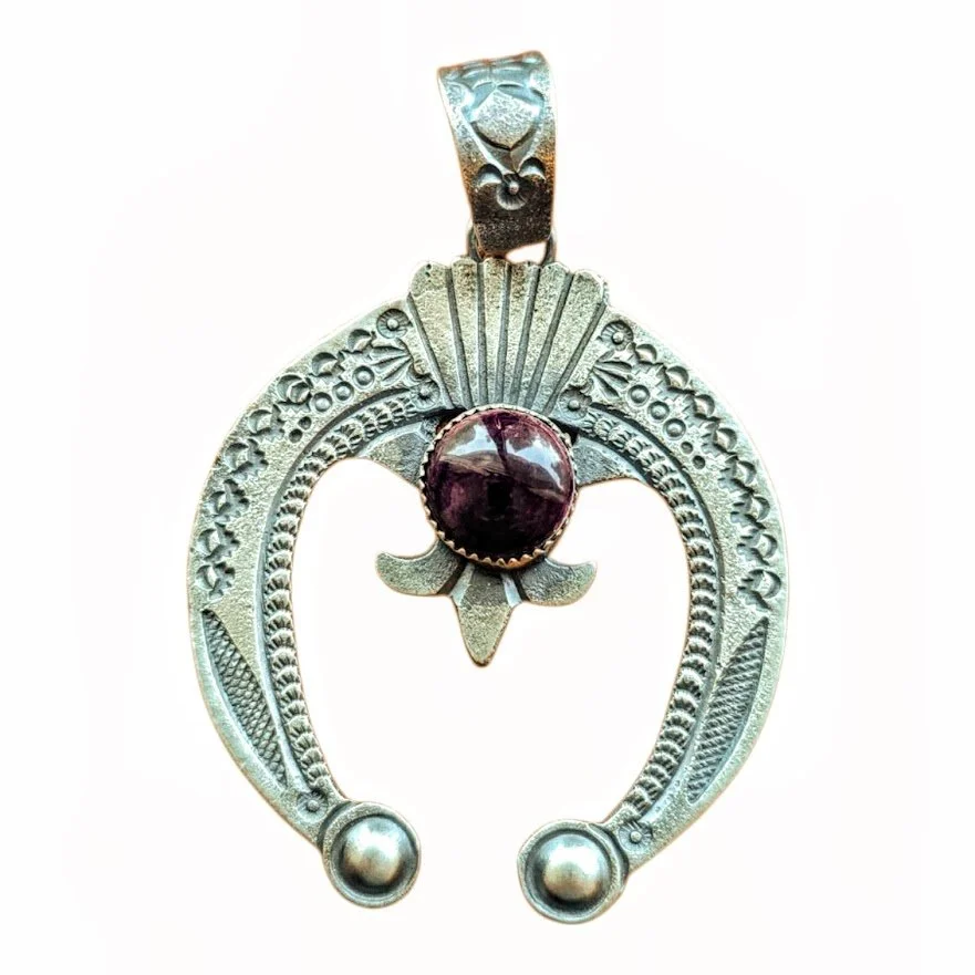 Eva & Linberg Billah Navajo Purple Spiny Oyster Naja Pendant