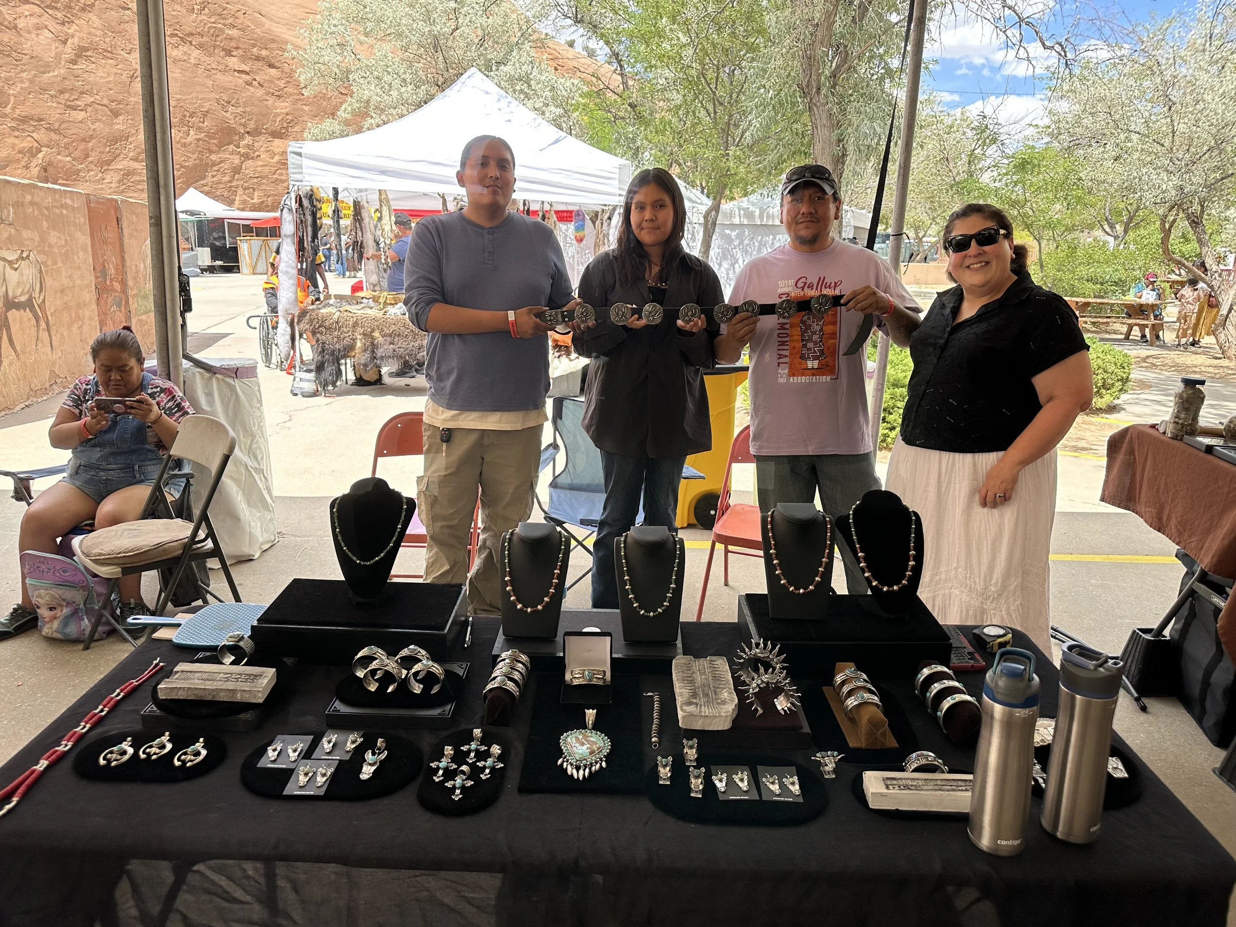 Stewart Billie, his son Lestat (also a great artist), and his daughter