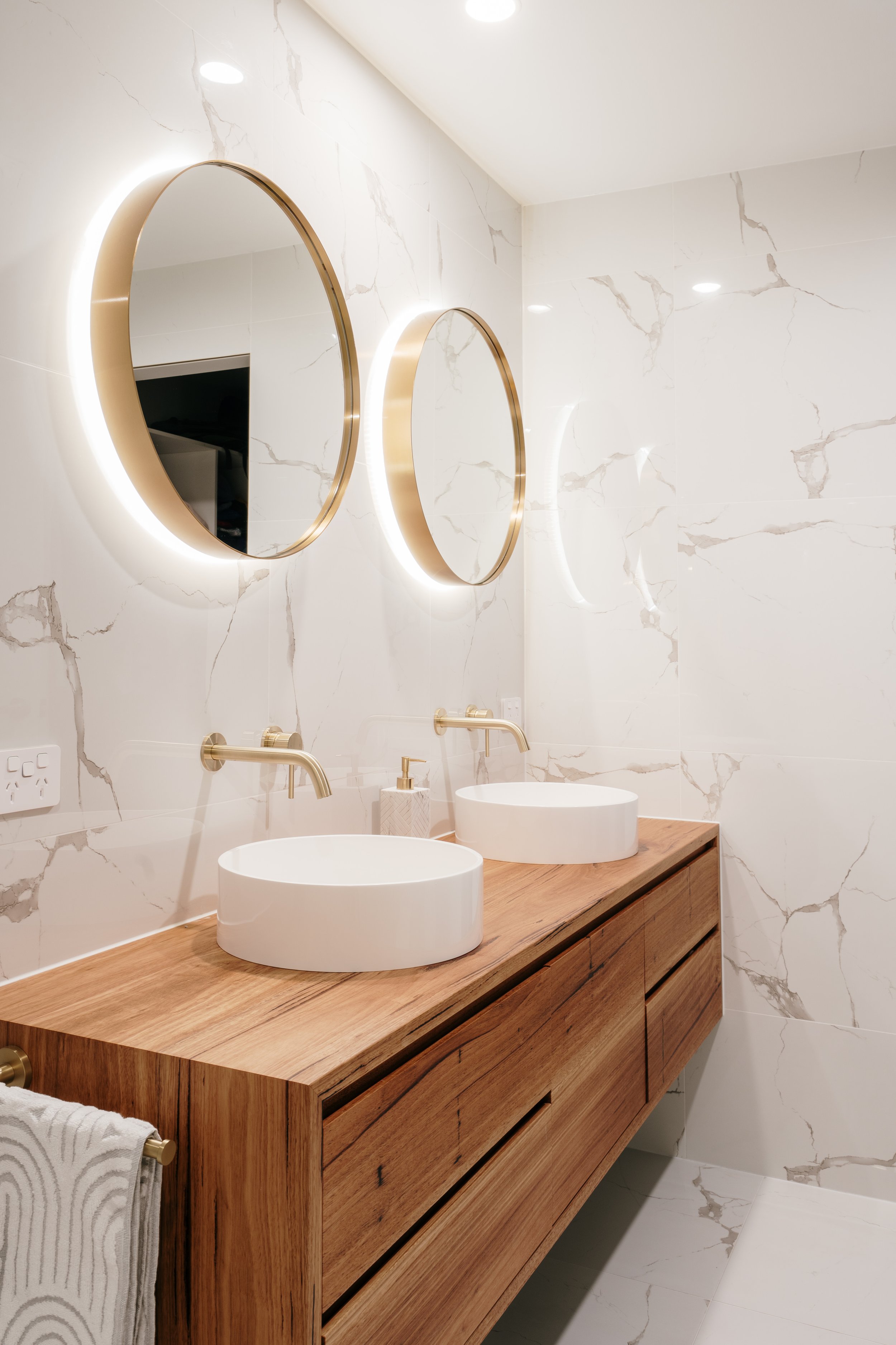AriseBuilding - Taroona Bathroom - 12.jpg