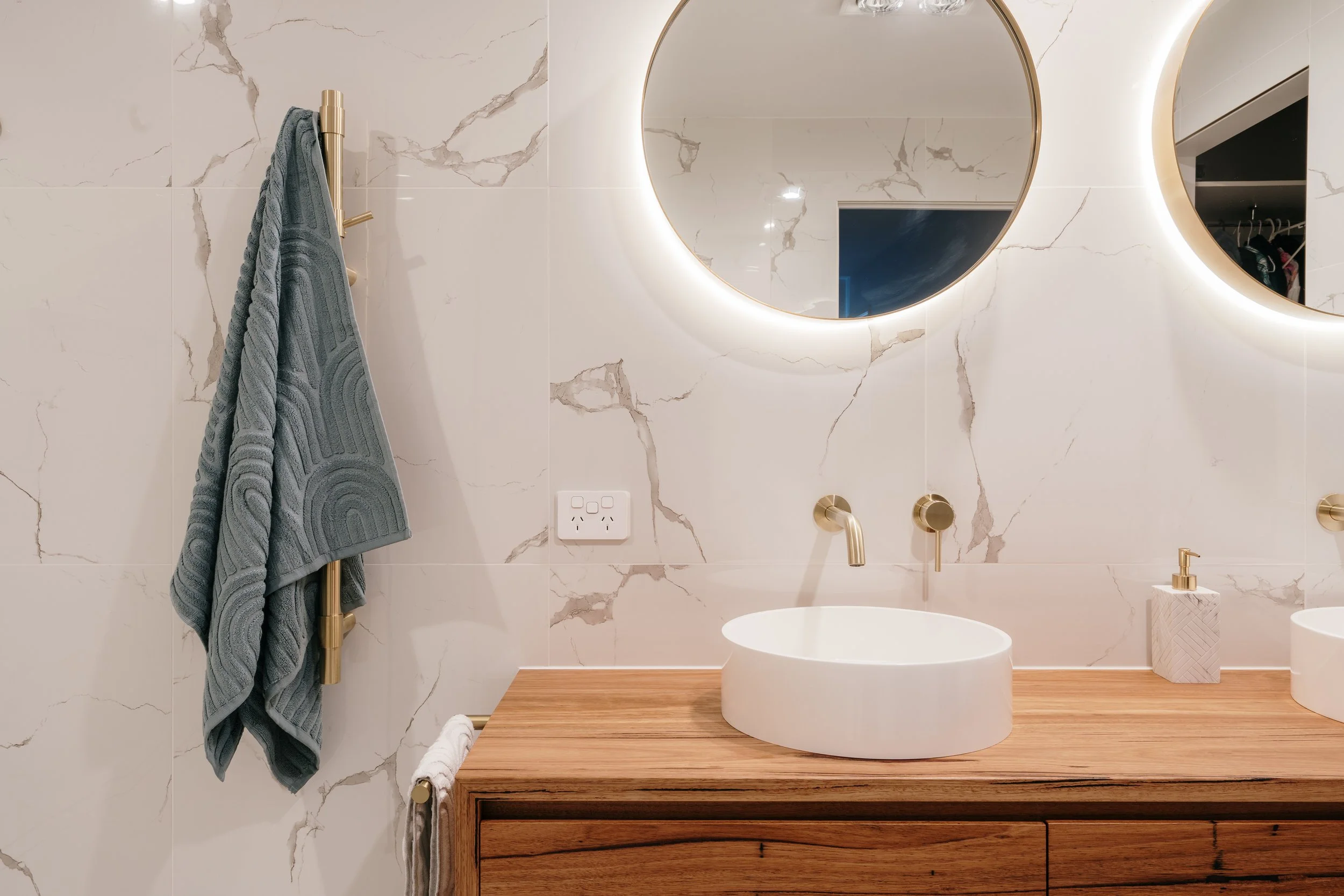 AriseBuilding - Taroona Bathroom - 5.jpg