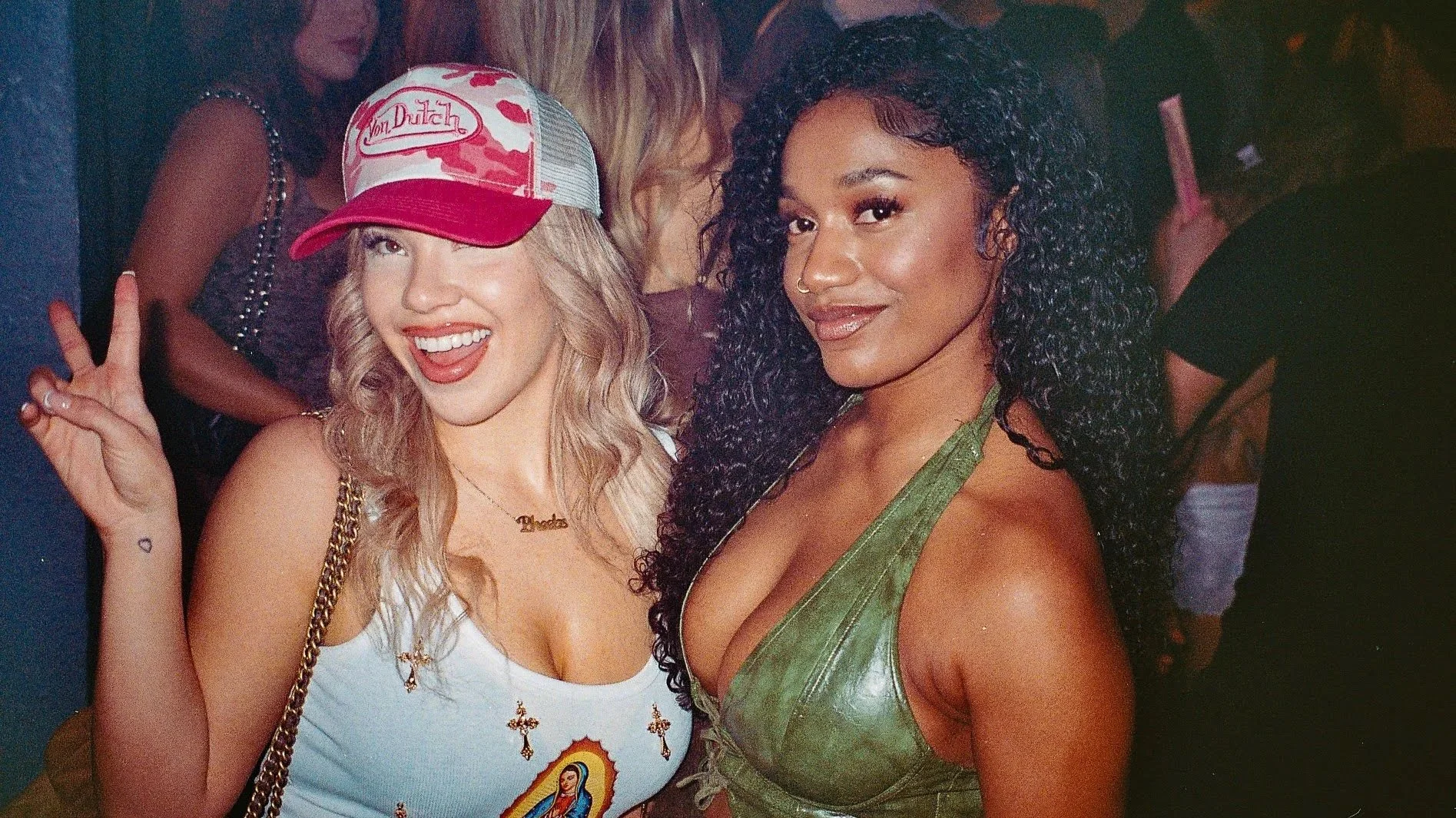 SONOS CLUB : FLORA THA EXPLORA | RHIAVAS